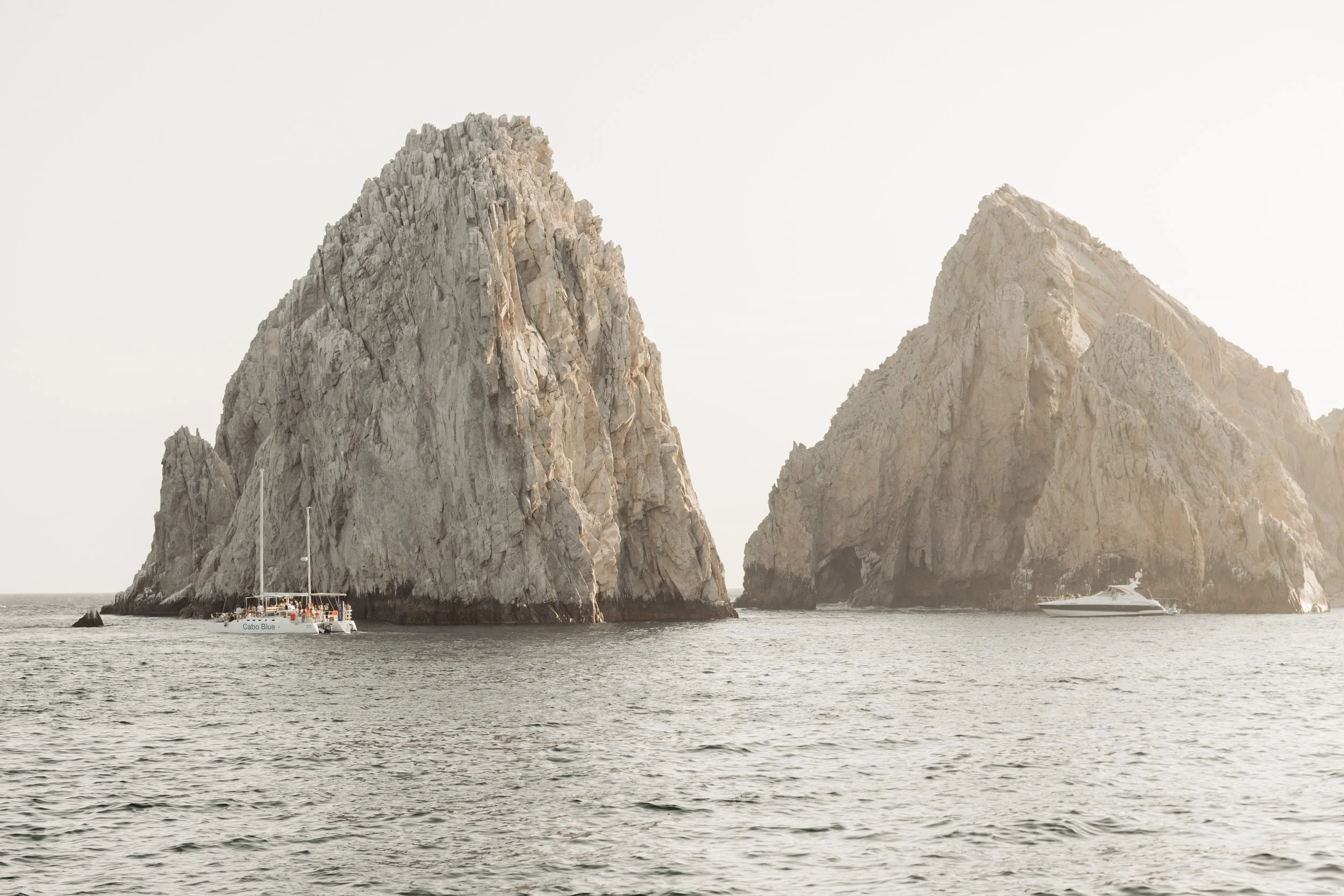 Fabi Rosas Cabo Wedding Photographer - Cabo Wave42.JPG