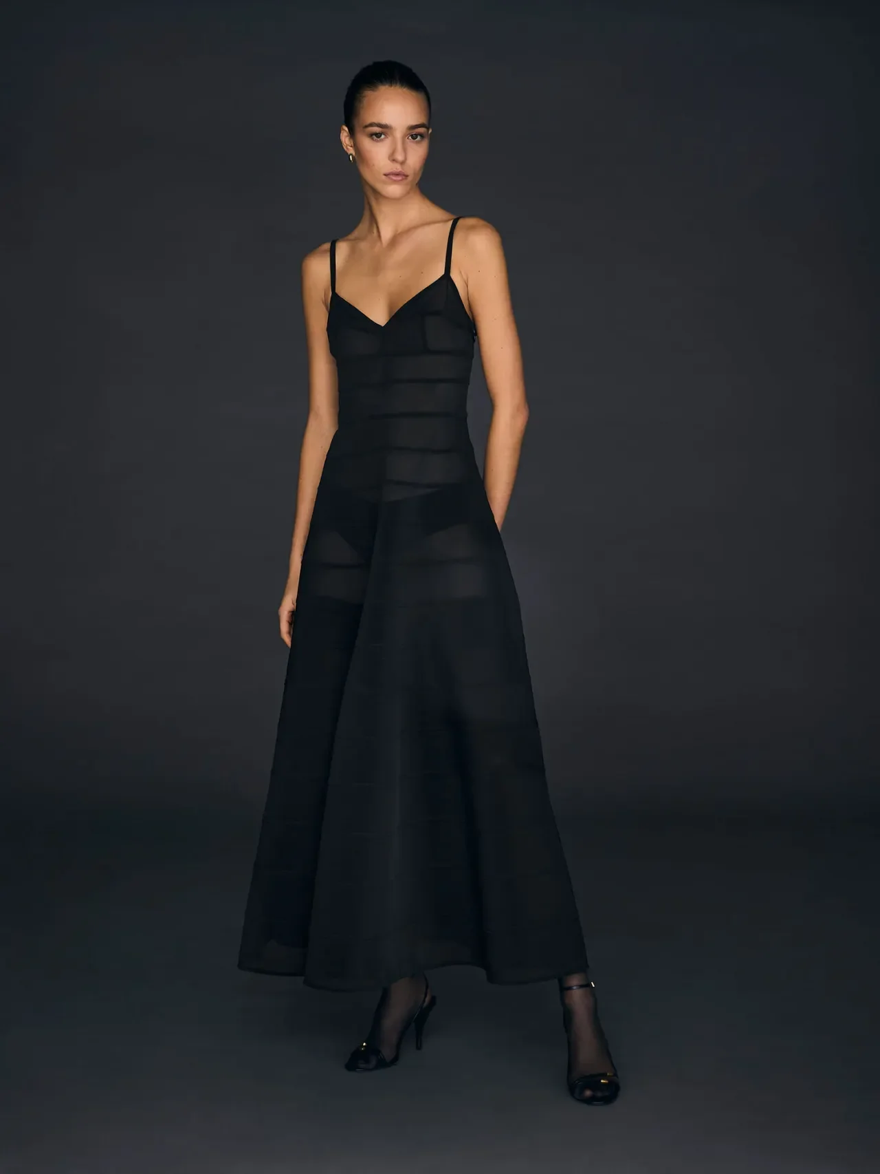 VS-Atelier-x-Altuzarra-Look-Book-Look-4.webp