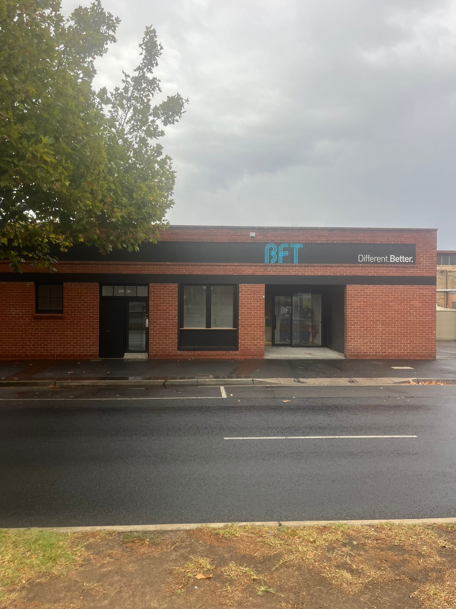Commercial gym fit-out at Myerr Street, Bendigo, featuring a refurbished brick façade and street-facing commercial building completed by AMW Builders.