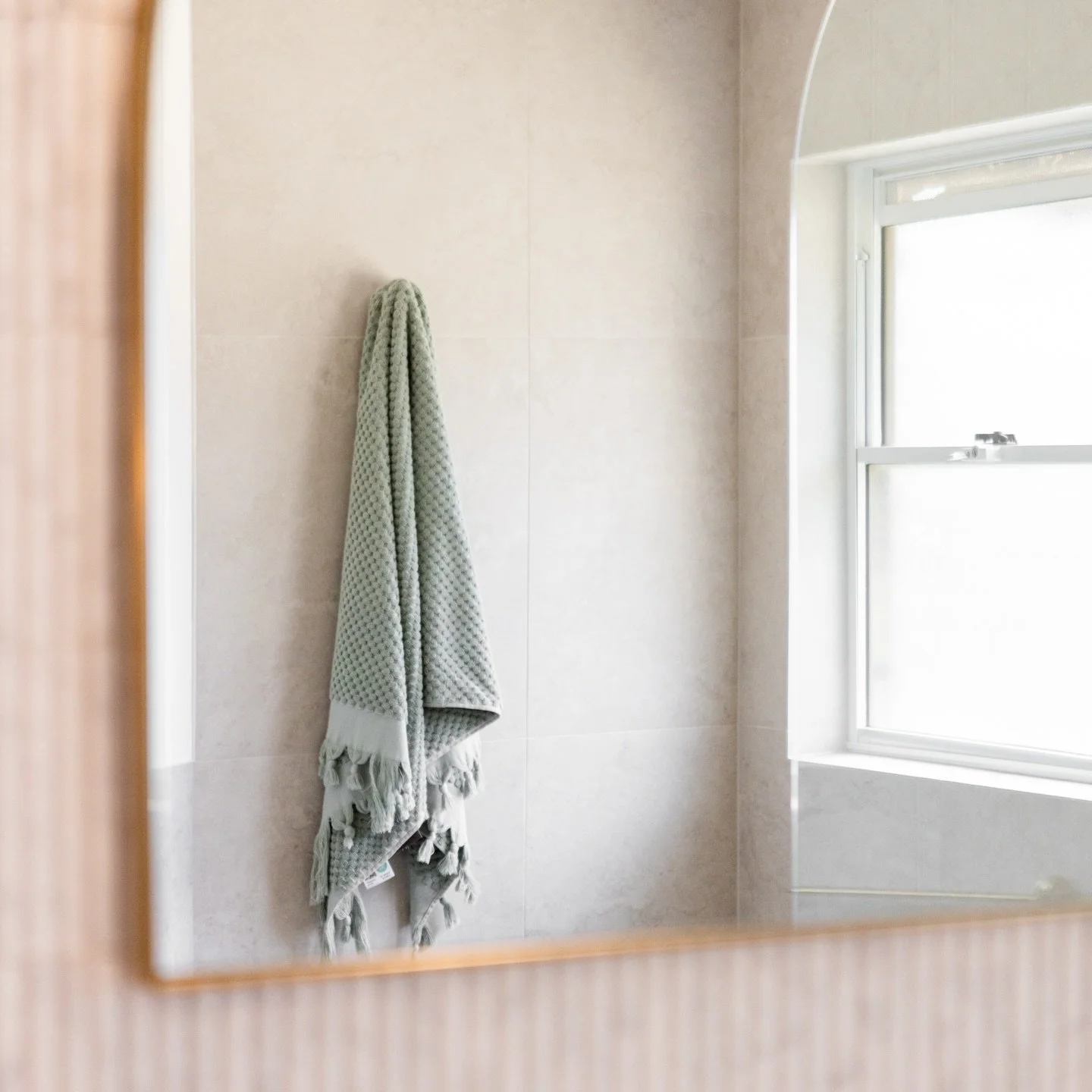 An aesthetically pleasing space with some natural lighting 🌞 is exactly what this space needed.

#renovations #g6concepts #bathroom #design #interiors #tiles #building