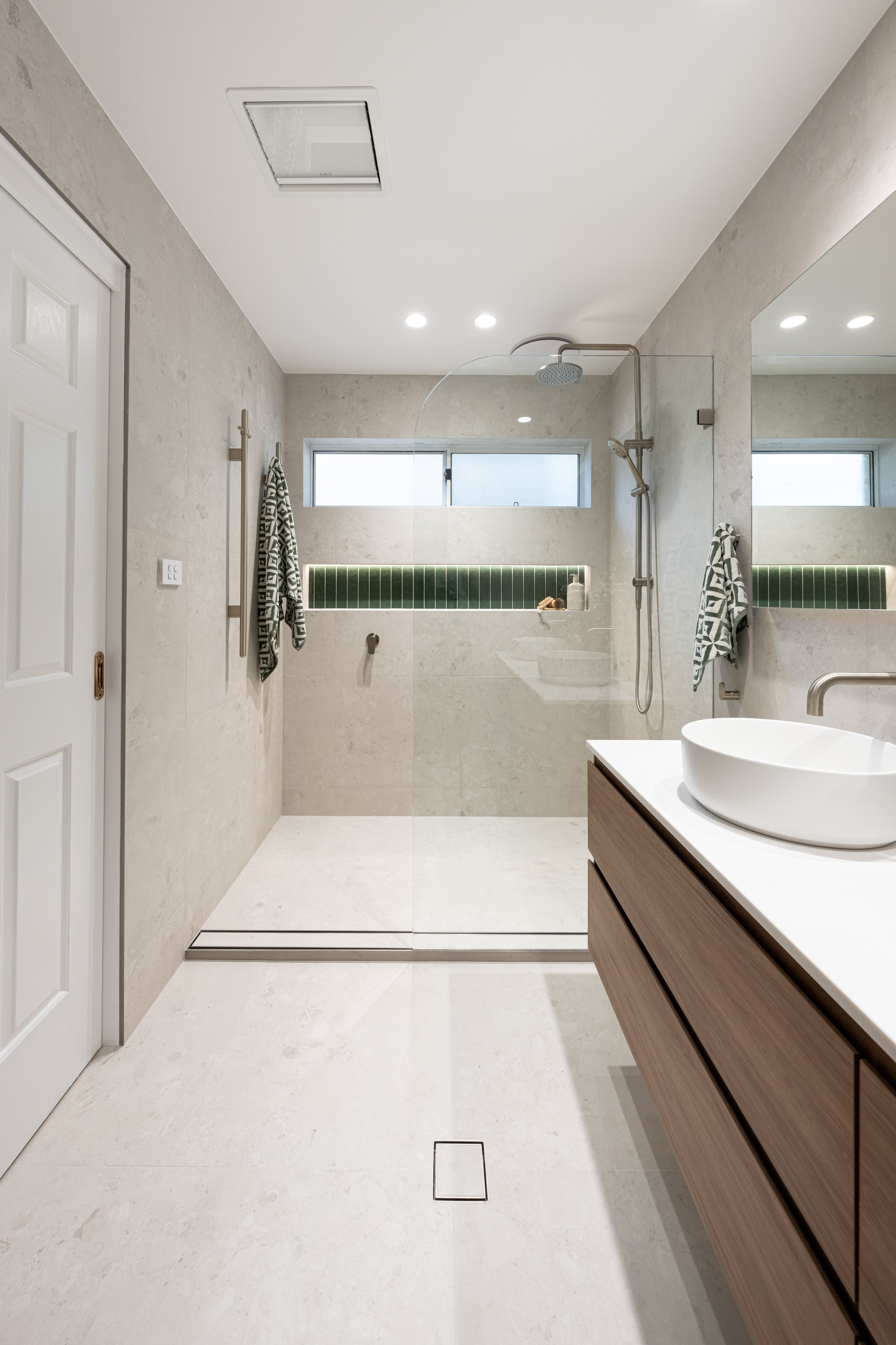 23-4 Tauss Place, Bruce-17.jpg