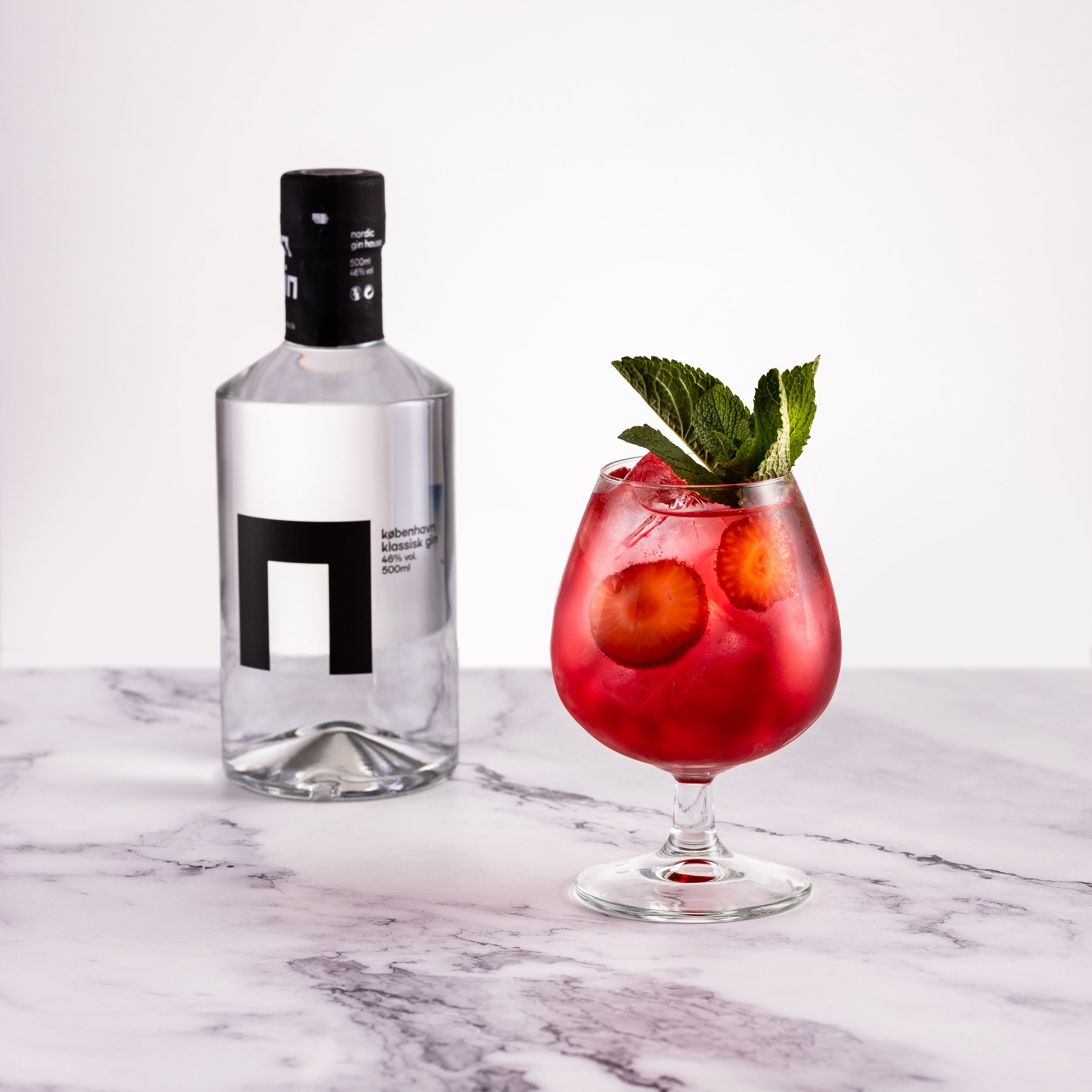 3. Strawberry Gin Spritz.jpg