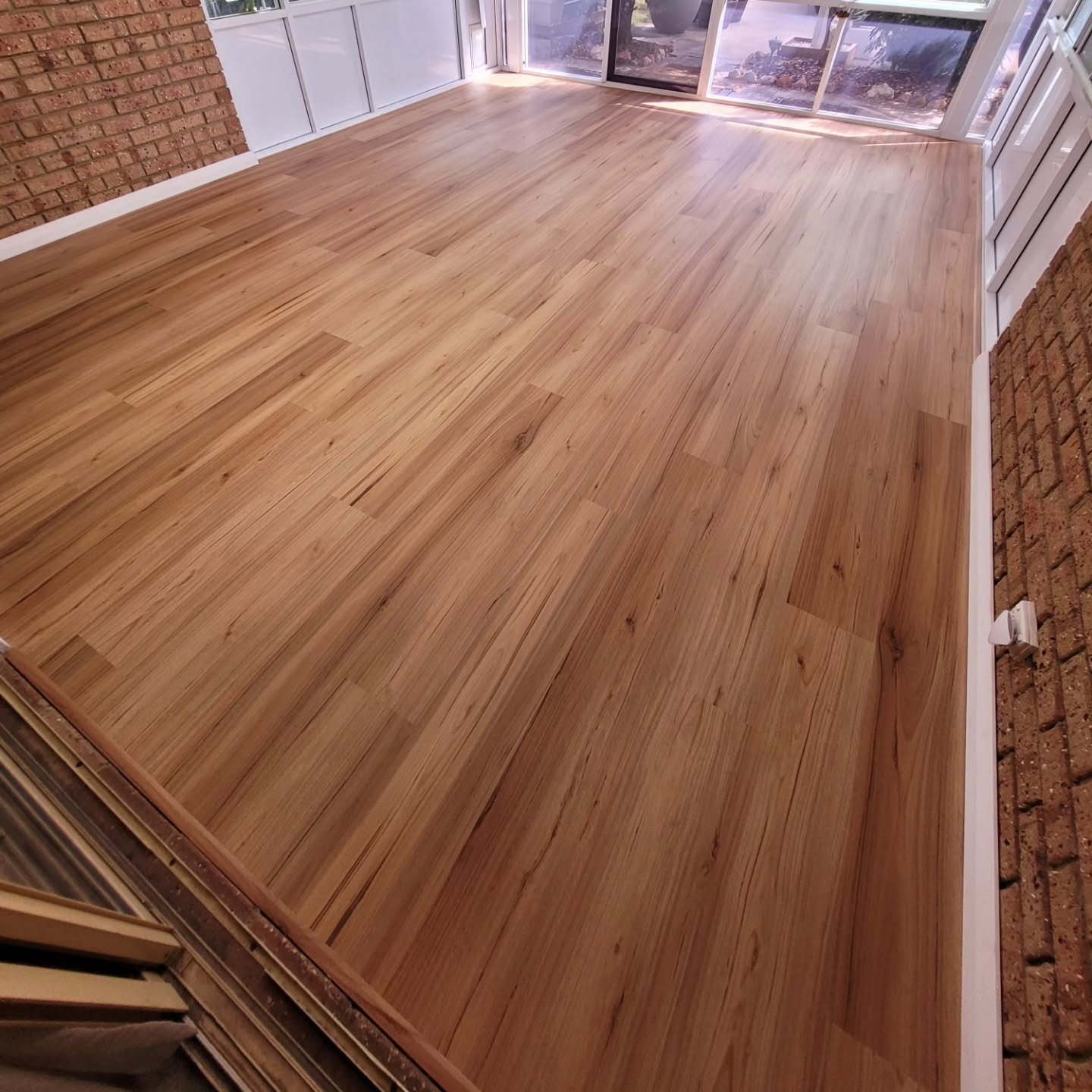 Our Client decided it was time to replace their old carpet 🤢 with our Hybrid Plank

Swipe 👉 for a Before Photo

To complete this Project we:

💥 Pulled up the Existing Carpet, Underlay, and Smooth Edge - removing them from the site

💥 Supplied and