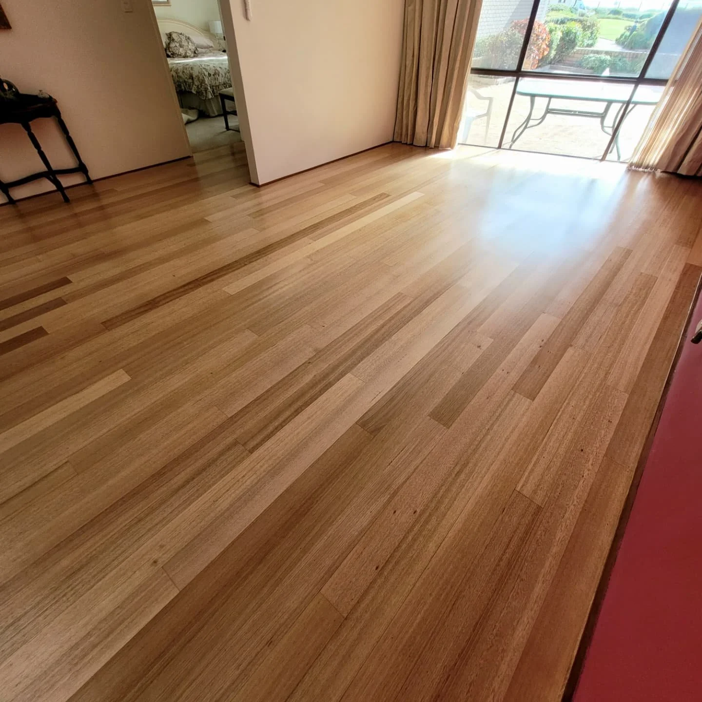 Our Client decided it was time to give their Existing Solid Tasmanian Oak a Fresh Look 💅 and gave us a Call! 📞 

Swipe 👉 for some Project Photos

To Complete this Project we:

💥 Spot Filled the Nail Holes and Surface Damage

💥 Re-Sanded and Seal