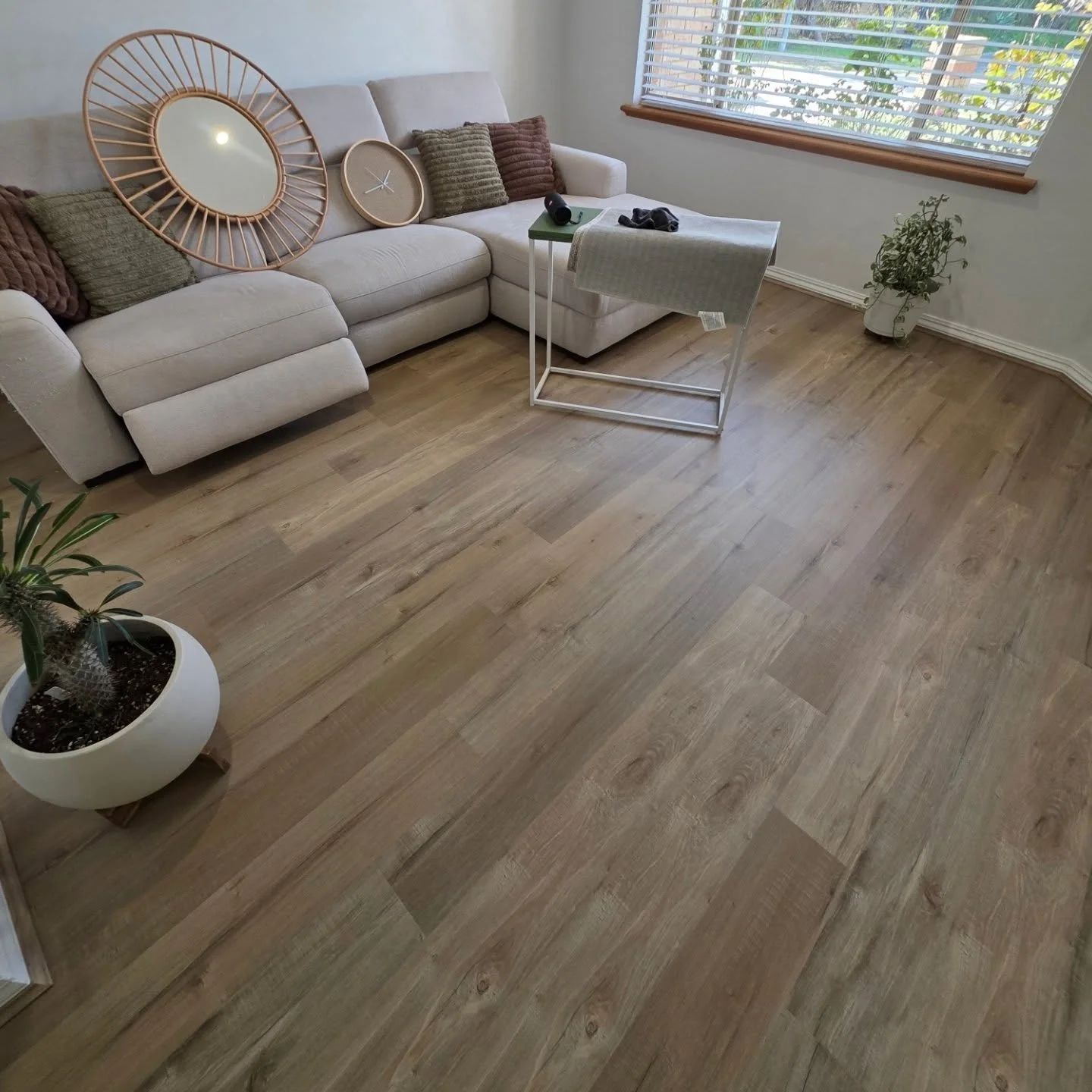 Our Client just bought their New House - and asked us to help make it a Home 🏡

Swipe 👉 for some Project Photos

To complete this Project, we:

🔥 Removed the Existing Laminate, Underlay, and Smooth Edge from the Front Lounge and Dining

🔥 Diamond