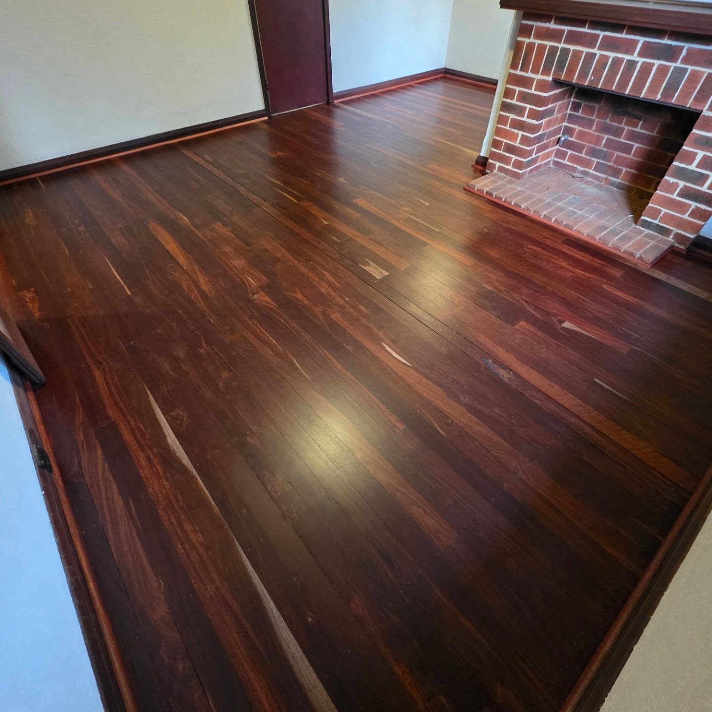 Our Client is renovating their Rental Property, and asked us to give them a hand! 🖐

Swipe 👉 for some Project Photos

To complete this Project, we:

🔥 Replaced 3 x Old Growth Solid Jarrah 60 x 19 Floorboards

🔥 Spot Filled, Sanded and Sealed the 
