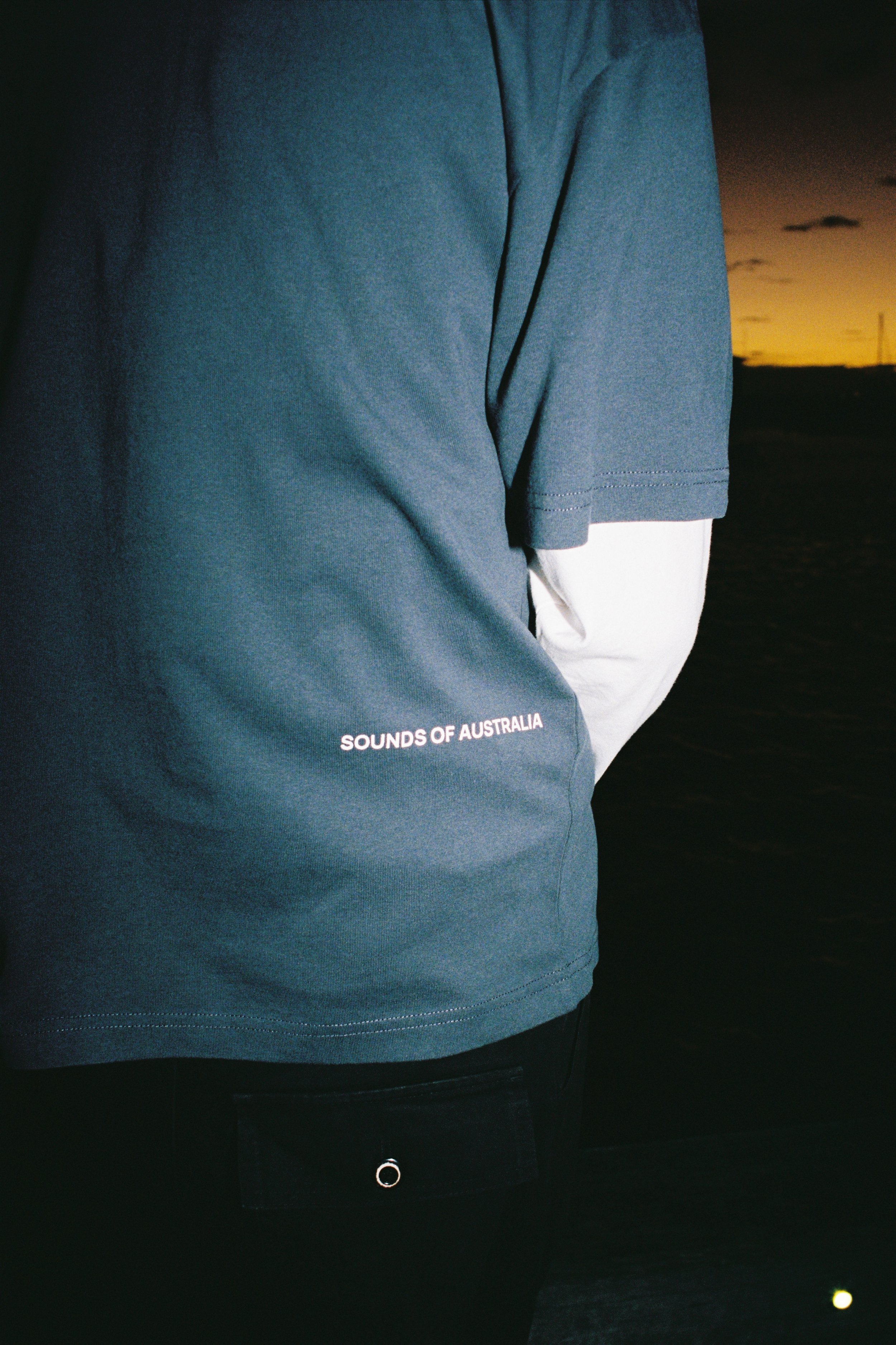 000041Listen3.JPG