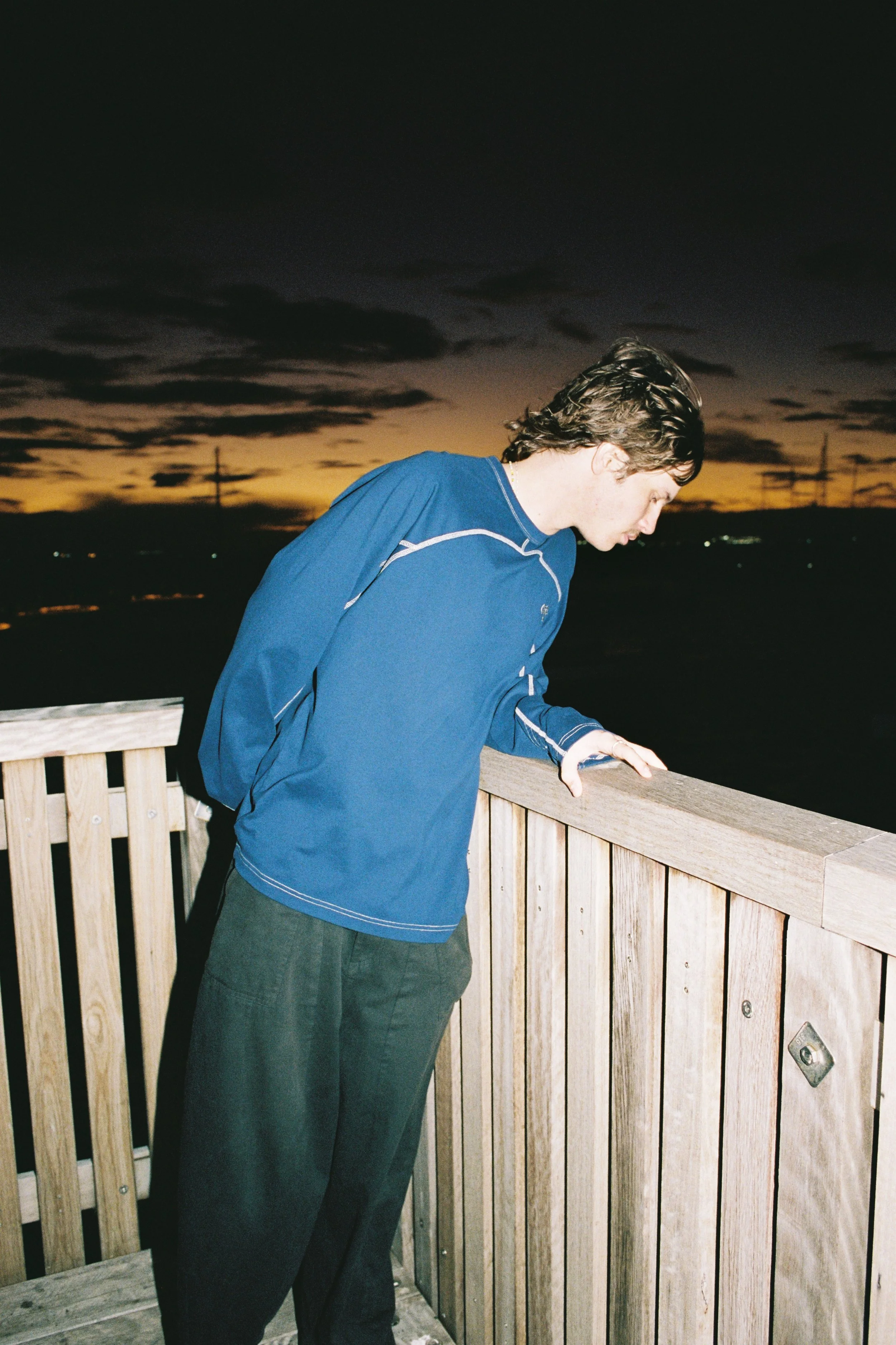 000024Listen3.JPG
