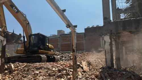 Demolicion de escuelas
