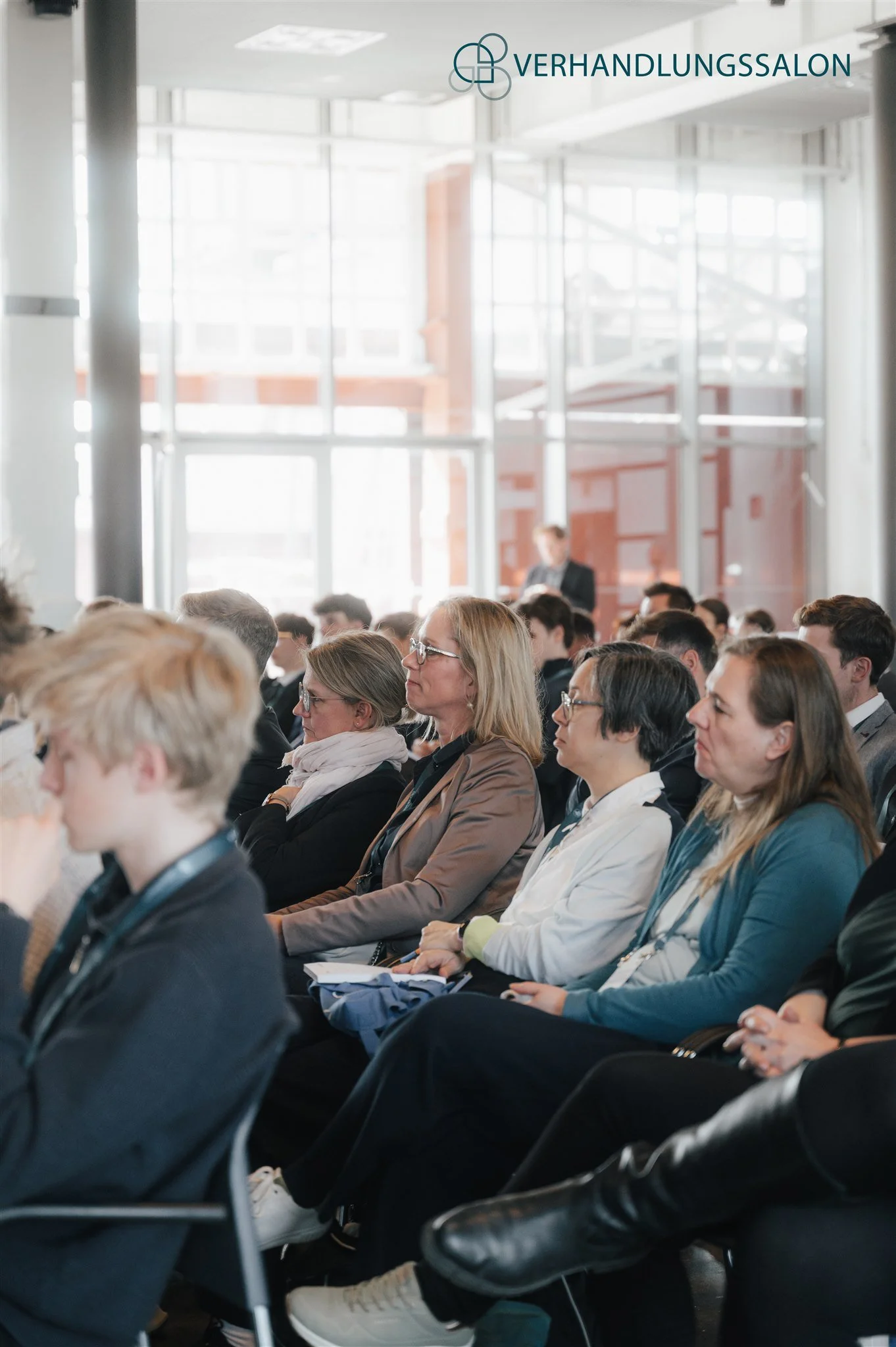 15-Verhandlungssalon-26-Preview.jpg