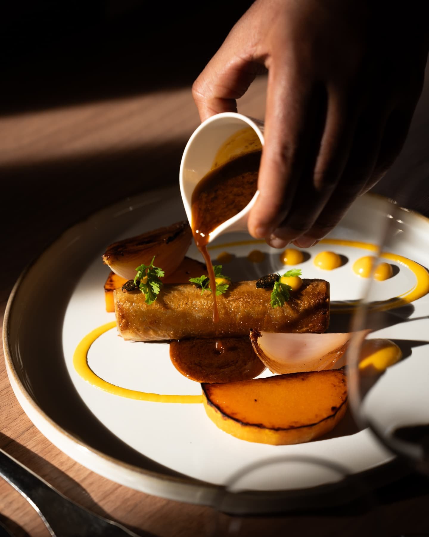 &Eacute;paule d'agneau confite | Vadouvan | Butternut | Oignons Roscoff ☺️

📸 @justine.nerini 

#lyon #restaurant #foodies #winteriscoming