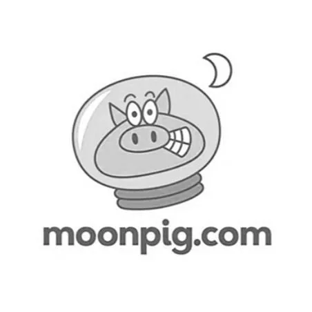 Moonpig - Get a free congratulations card 💌