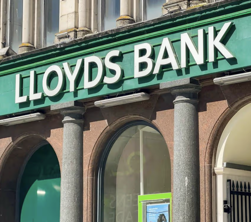 Lloyds, Halifax & Bank of Scotland glitch – you could be due £40+ compensation