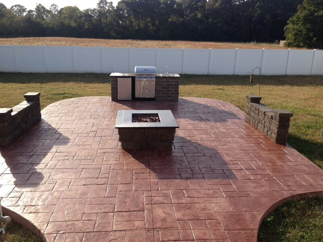 Enhance Your Warner Robins Home with a New Concrete Driveway