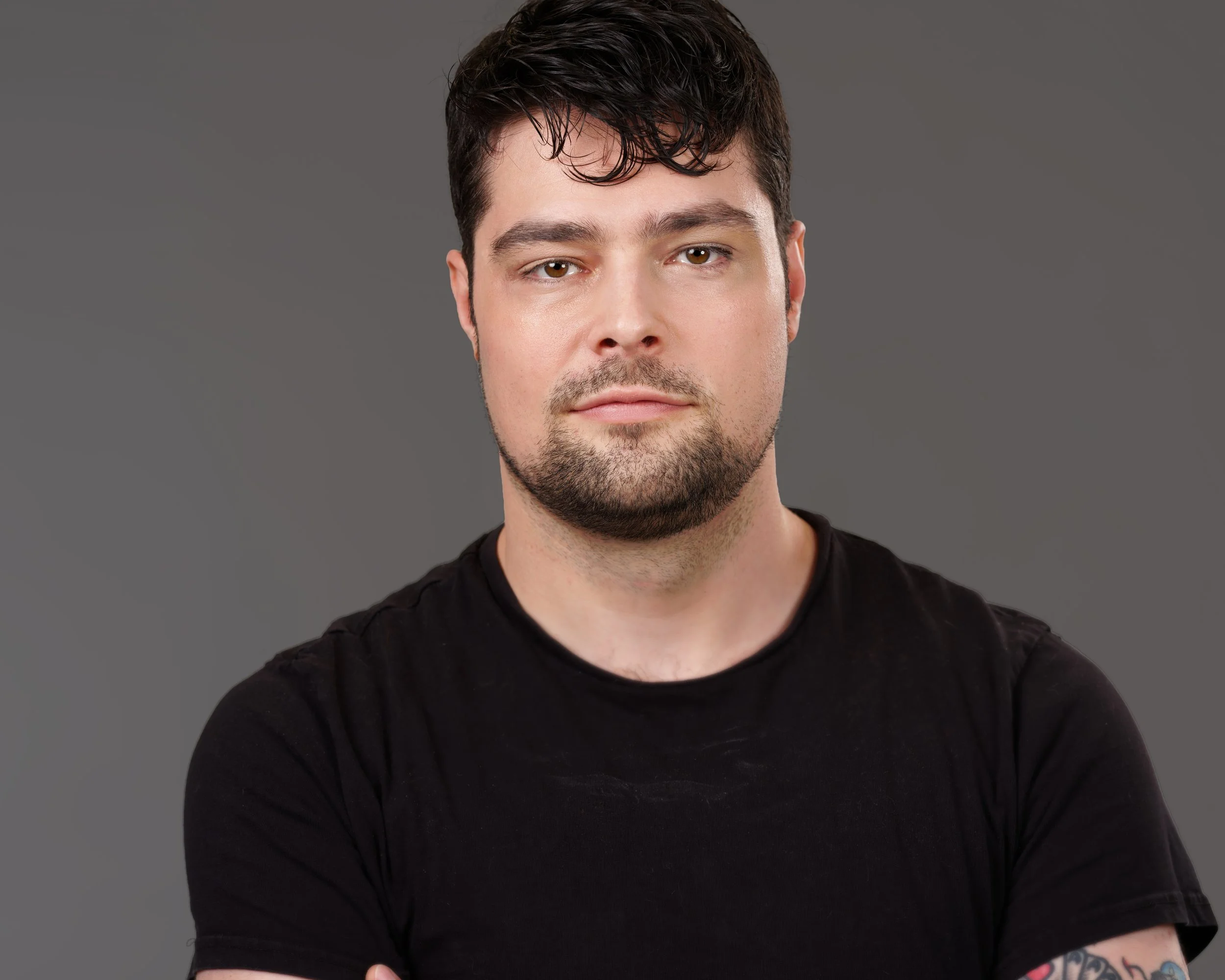Lau_Headshots-010_vb.jpg