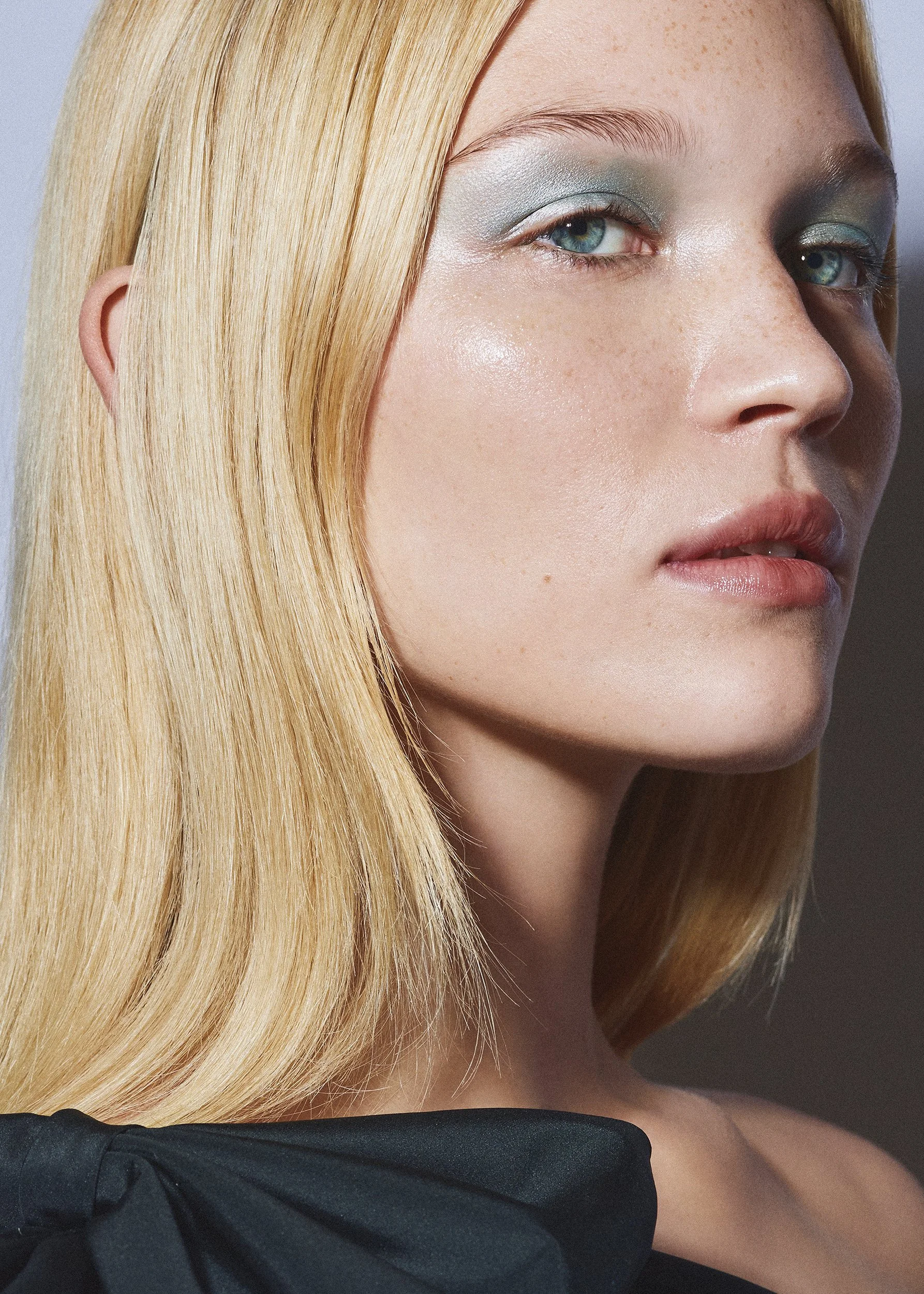 JEMIMA_WYATT_BEAUTY_S03_045_HIRES_FINAL_72dpi.jpg
