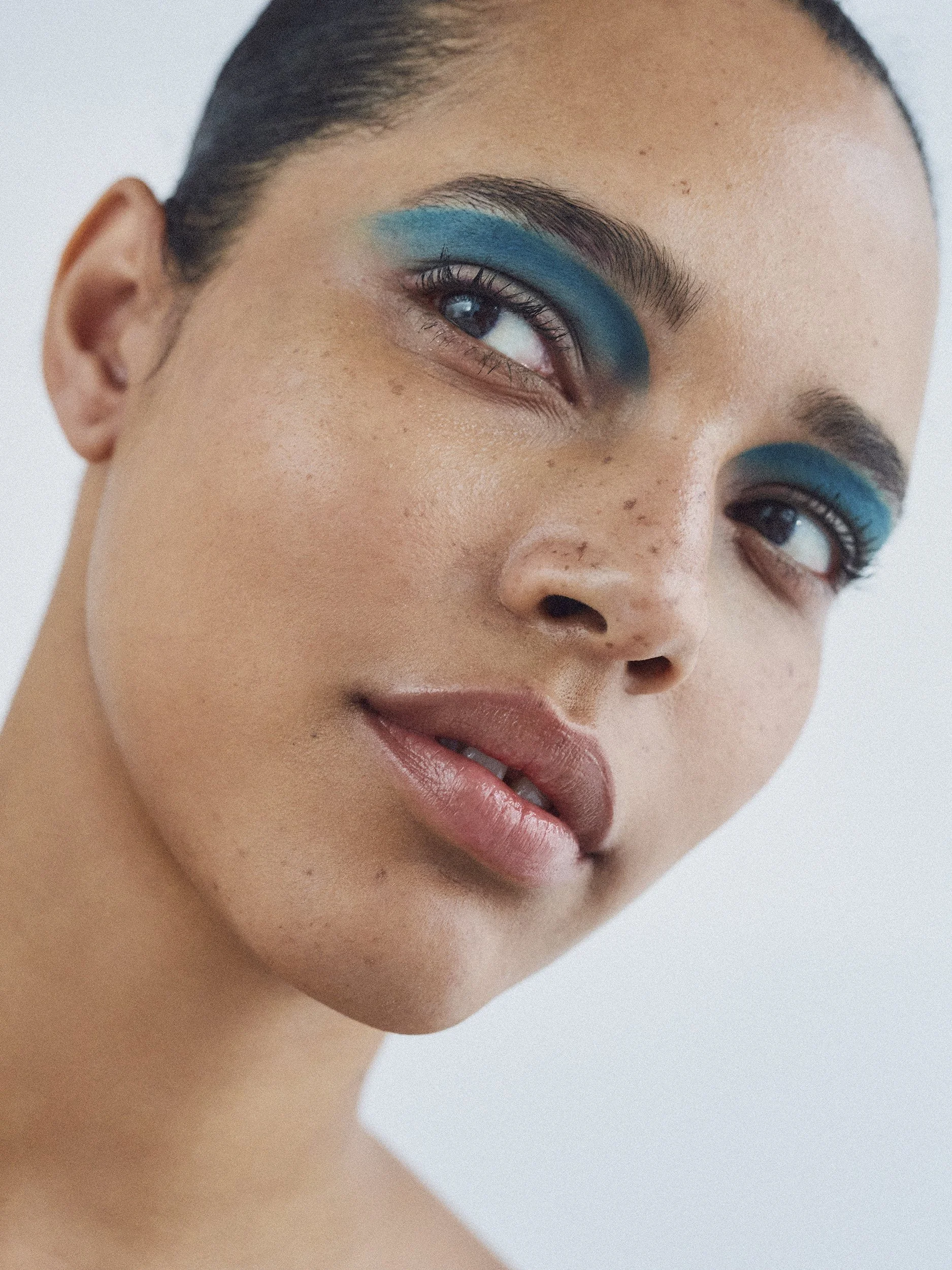 RUBY_CAMPBELL_EYES_BEAUTY_S04_127_FINAL_72dpi.jpg