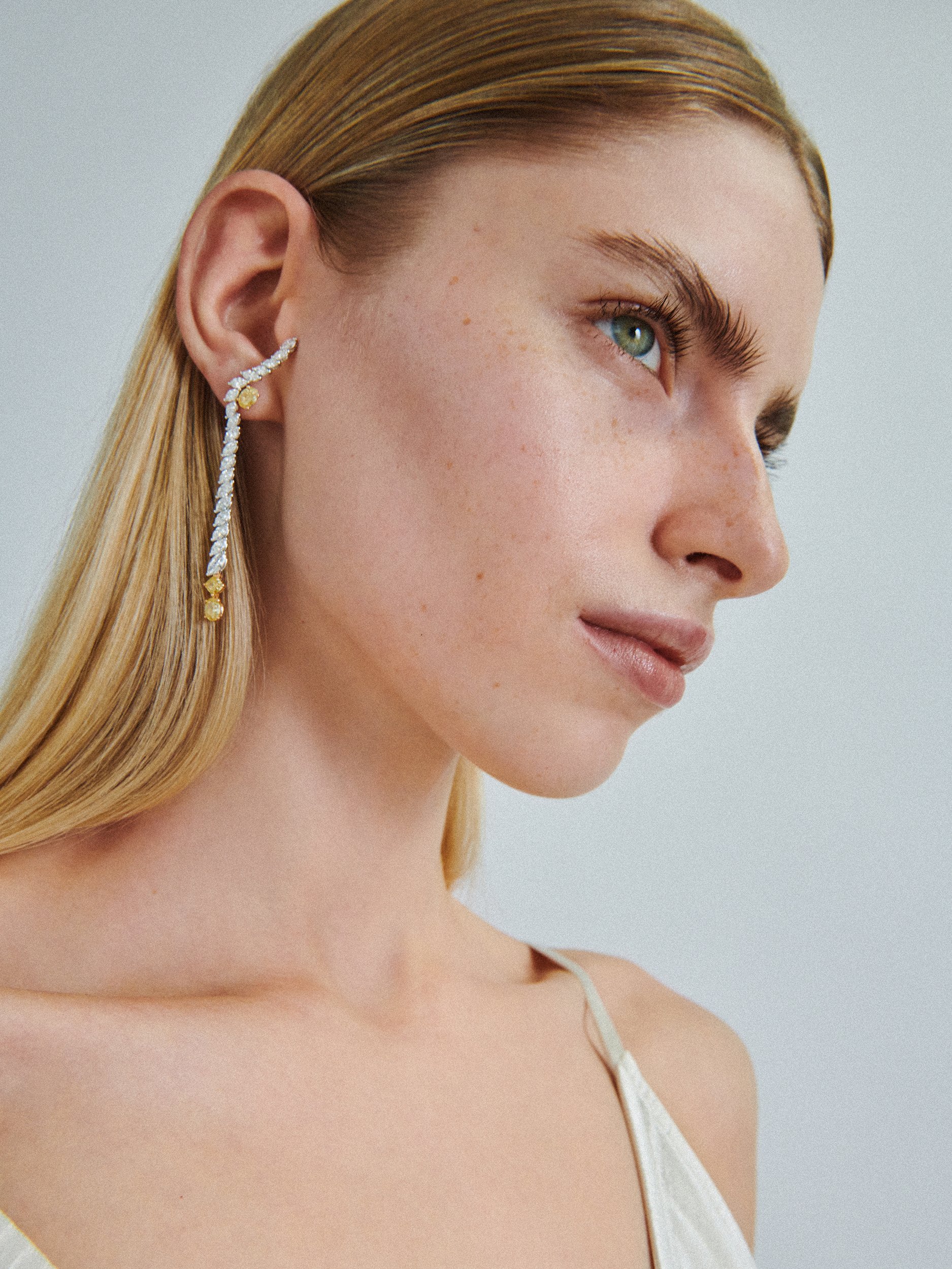 FINE_JEWELLERY_HOLINKA_S07_131_HIRES_FINAL_72dpi_72dpi.jpg
