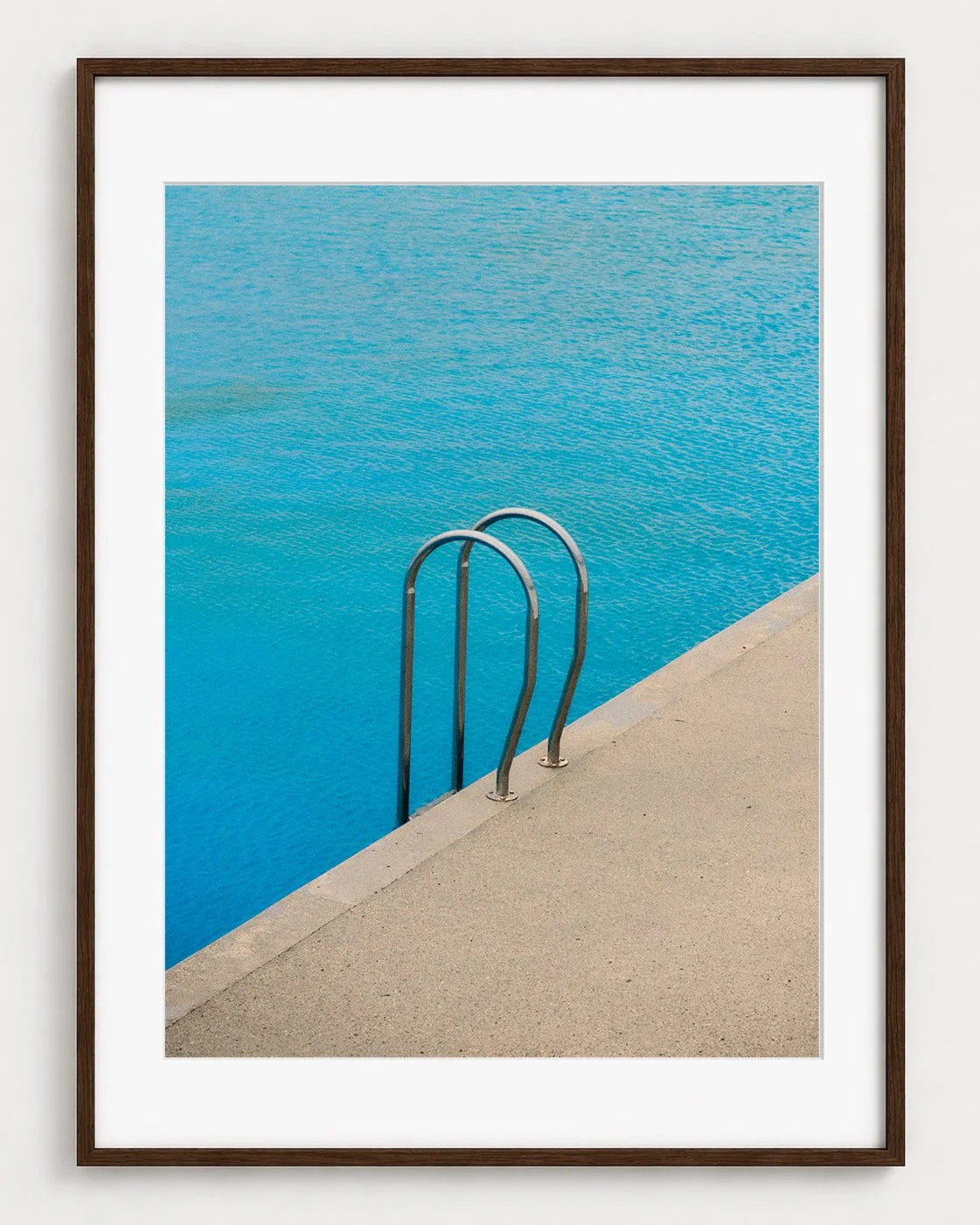 POOL_01_40x30_Picture_Frame_Layout.jpg