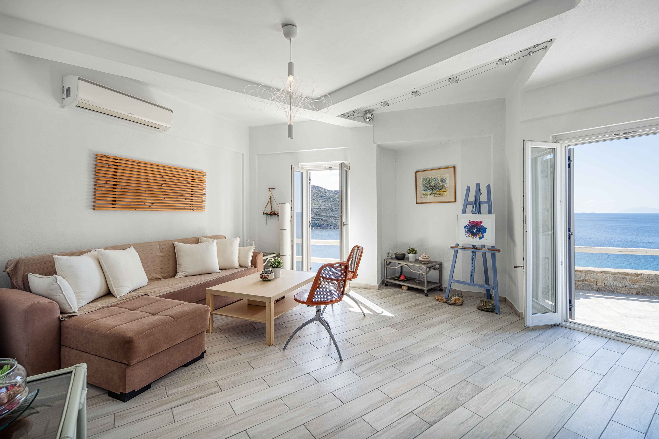 Μεγαλο Κ2 σαλονι.jpg