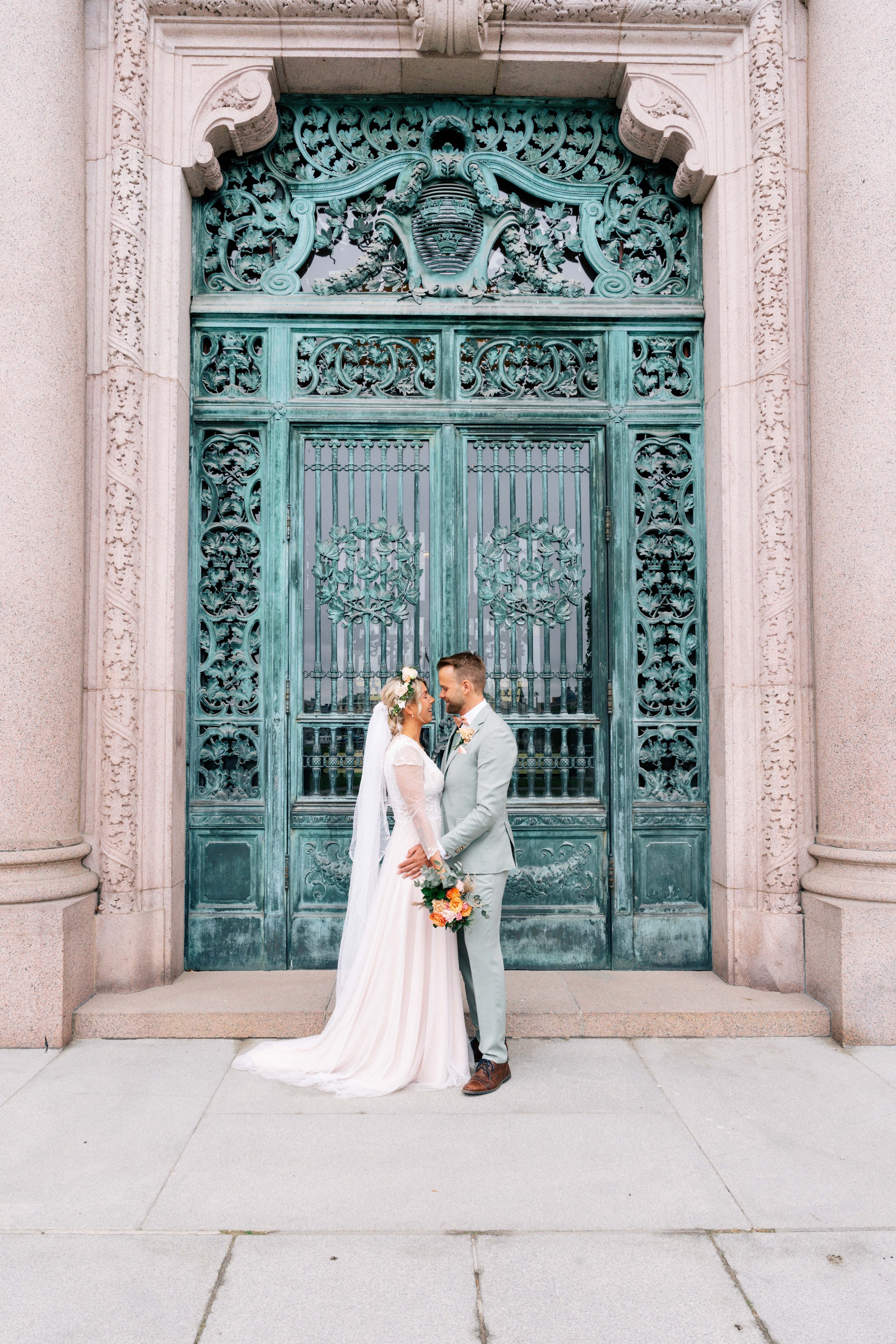 Bröllop, bröllopsfoto, bröllopsfotograf, bröllopspar, bröllopsfest, brud, brudgum, bröllopsceremoni, bröllopsfoto, slott, bröllopsfotograf, bröllopsfest, wedding, wedding photo, wedding photographer, party, wedding couple, bride, groom, party, weddin