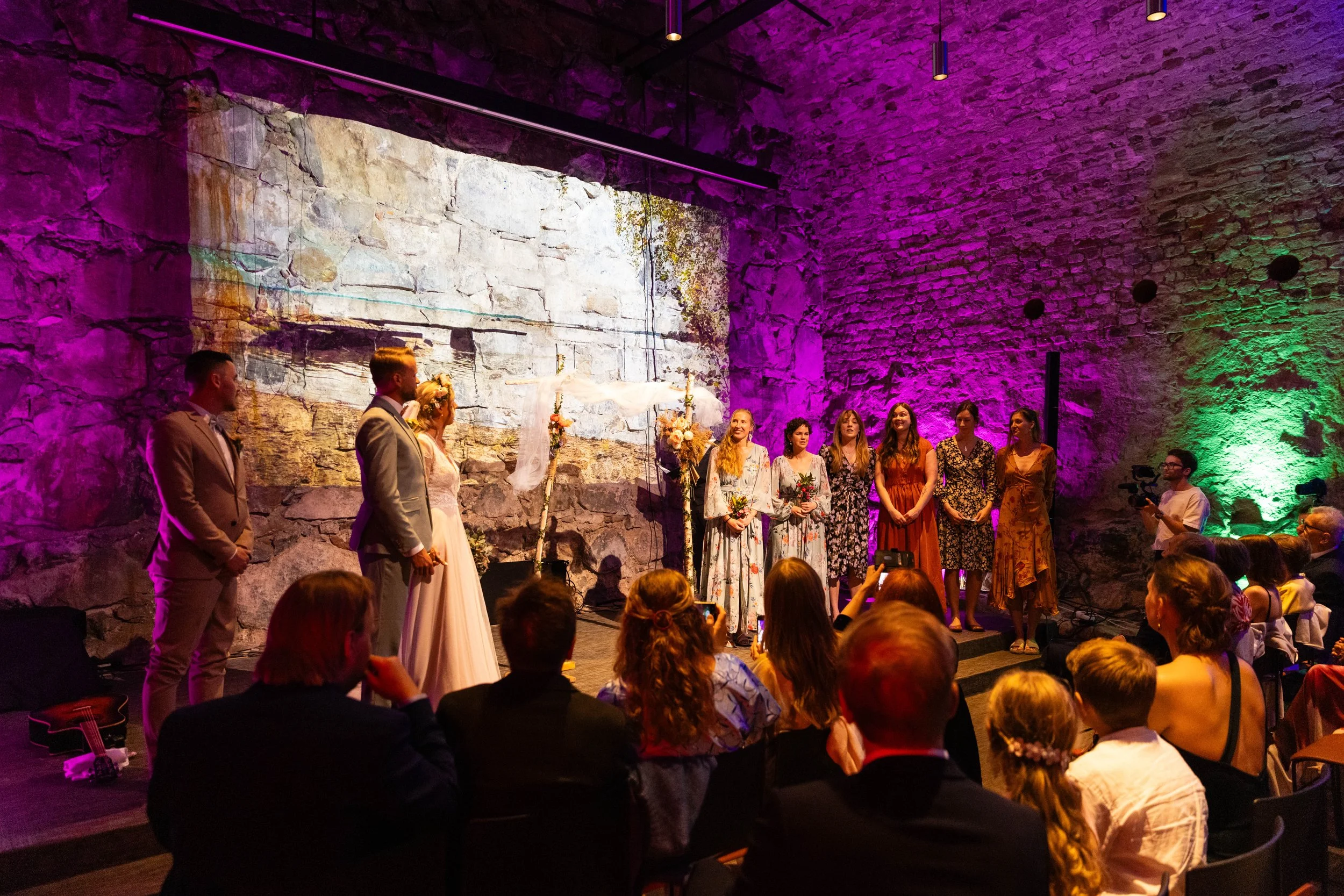 Bröllop, bröllopsfoto, bröllopsfotograf, bröllopspar, bröllopsfest, brud, brudgum, bröllopsceremoni, bröllopsfoto, slott, bröllopsfotograf, bröllopsfest, wedding, wedding photo, wedding photographer, party, wedding couple, bride, groom, party, weddin
