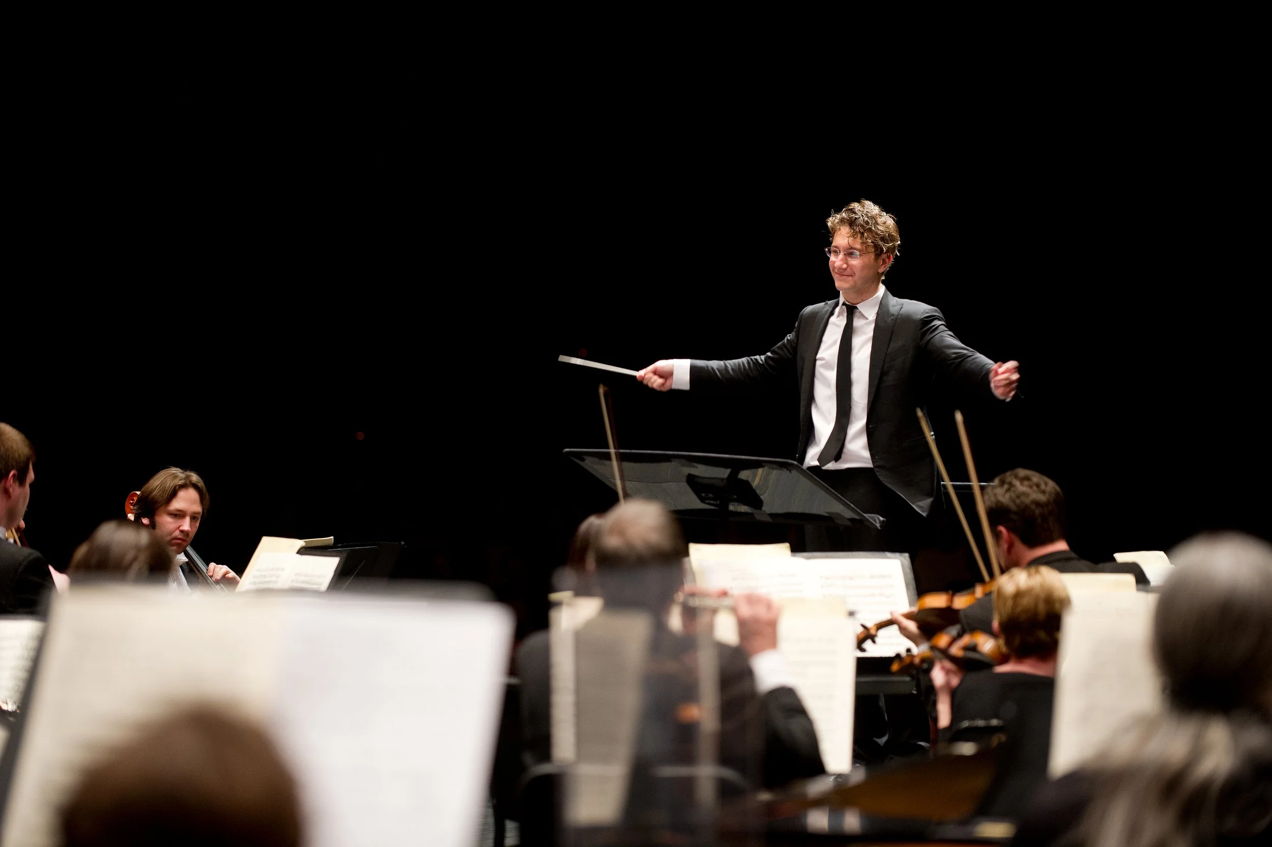 Lou Orch Abrams cr ONeil Arnold.jpg