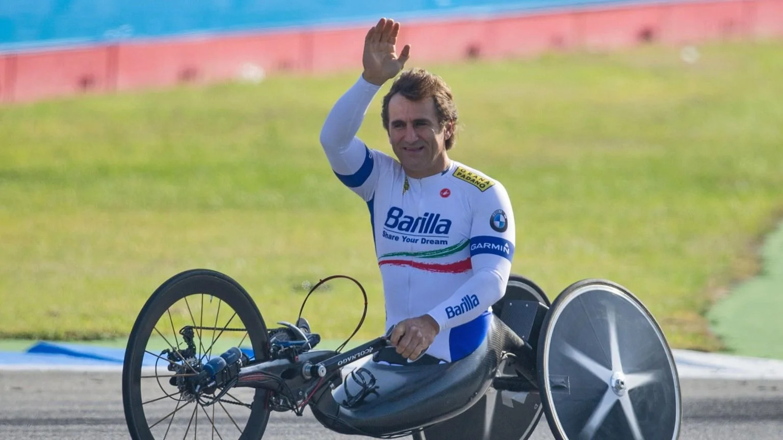 Il ricordo di Alex Zanardi nelle parole di Giulio Bertani.