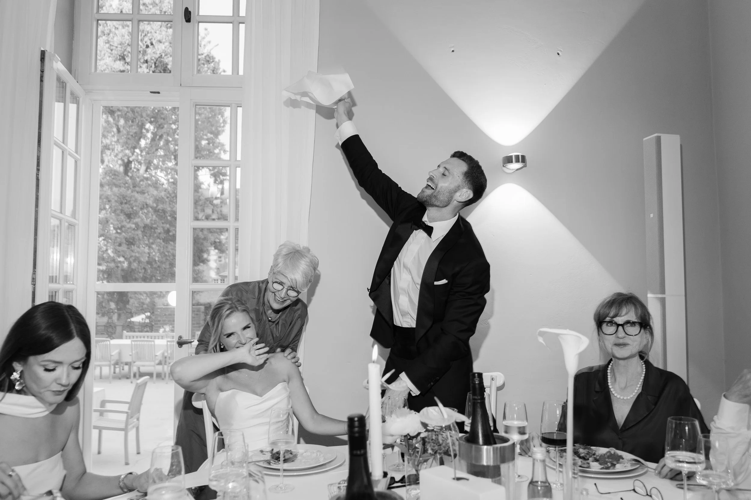 80 - hochzeit_schlossdiersfordt_henrikemichel_elenapetersfotografie (978 von 1165).jpg