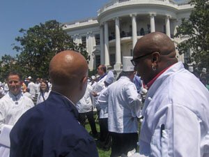 Chef Keith Jones and group of chefs in front of the White House.jpg