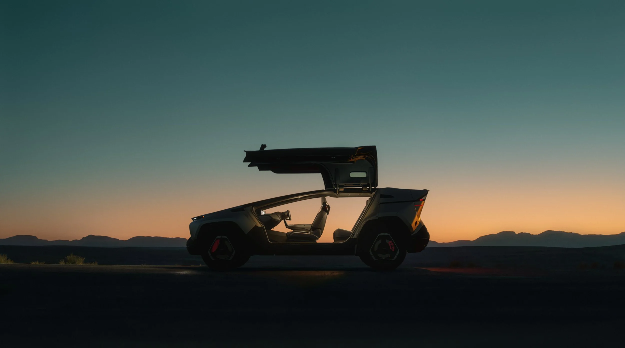 Explore Suv_21.jpg