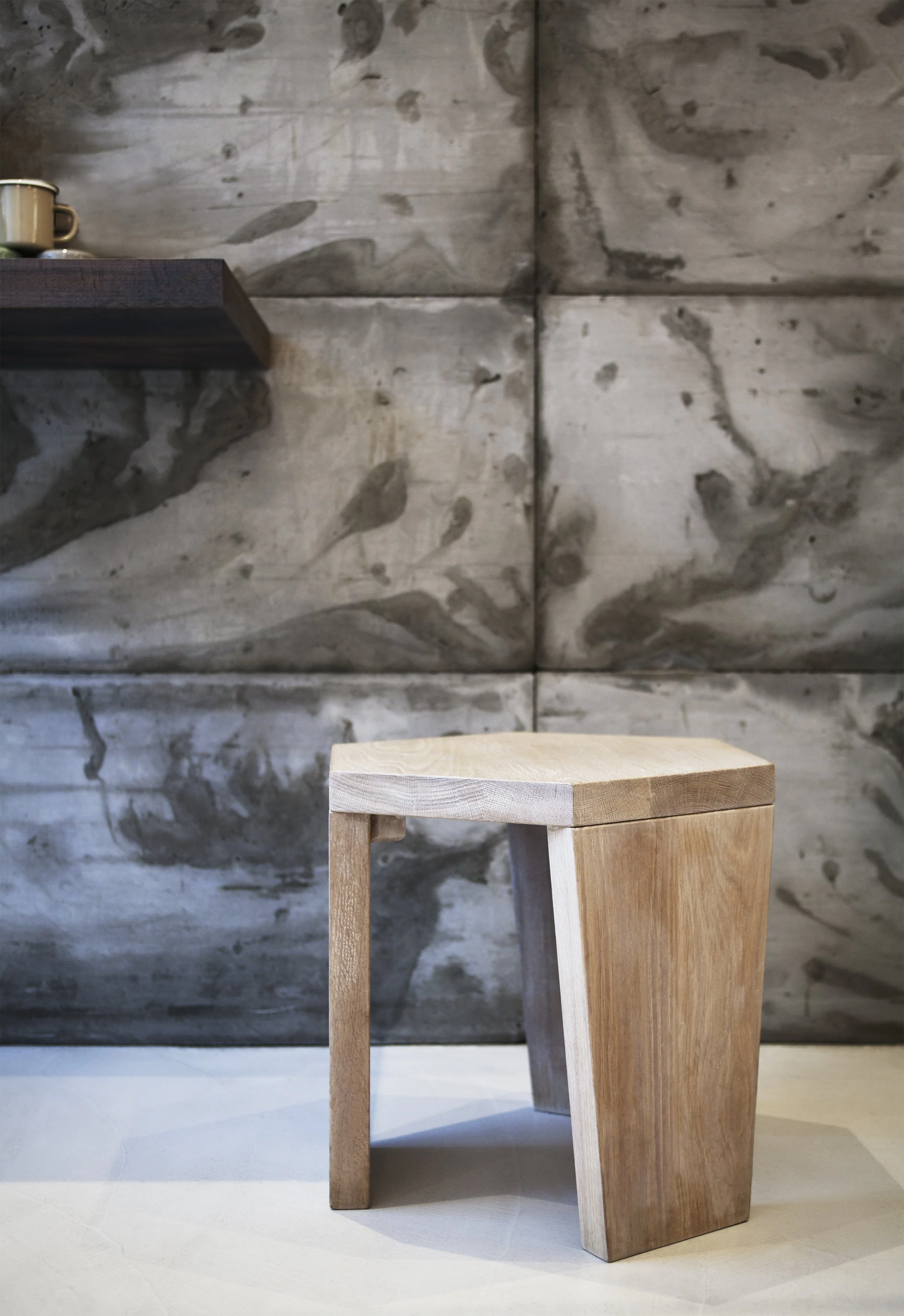 ward-winning office space with modern furniture and innovative design elements