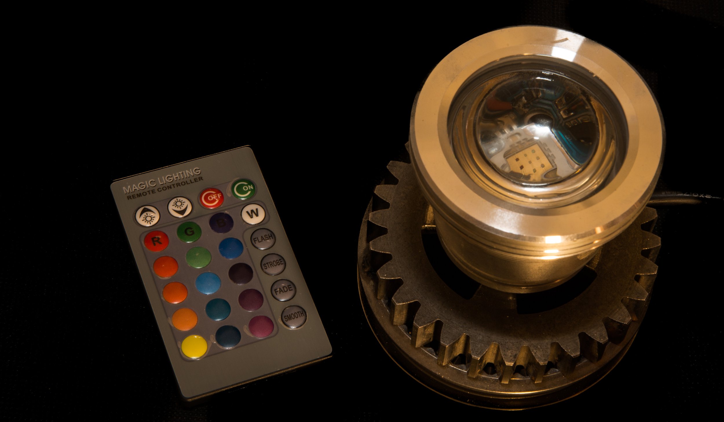 Controller and light fitting.jpg