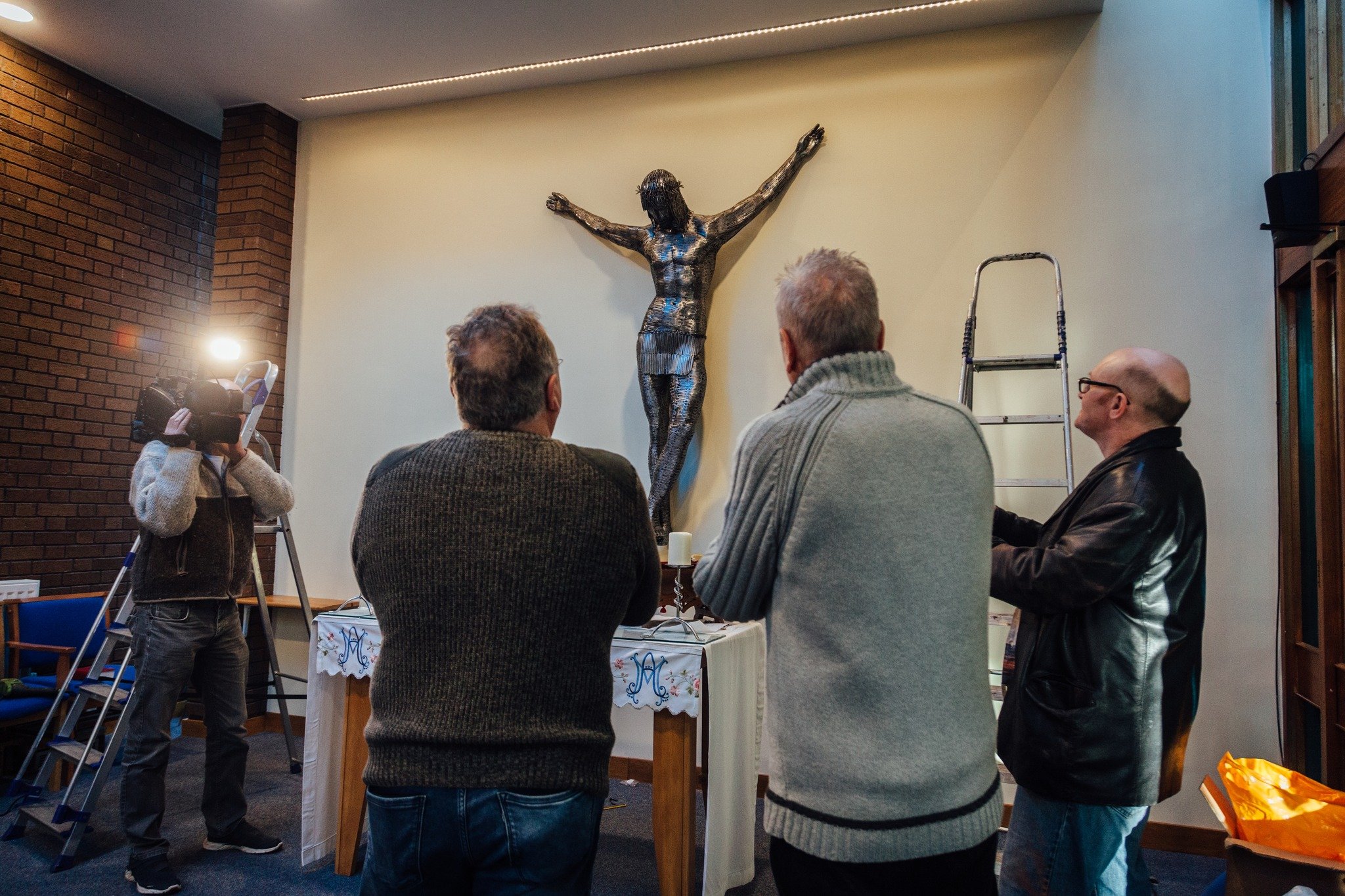 The Sorrows of Steel: a life-size portrayal of Jesus Christ, meticulously fashioned from more than 15,000 welded nails. Shaun Gagg's masterpiece reveres Salvador Dali's 'Christ of Saint John of the Cross', seamlessly blending artistic ingenuity with 
