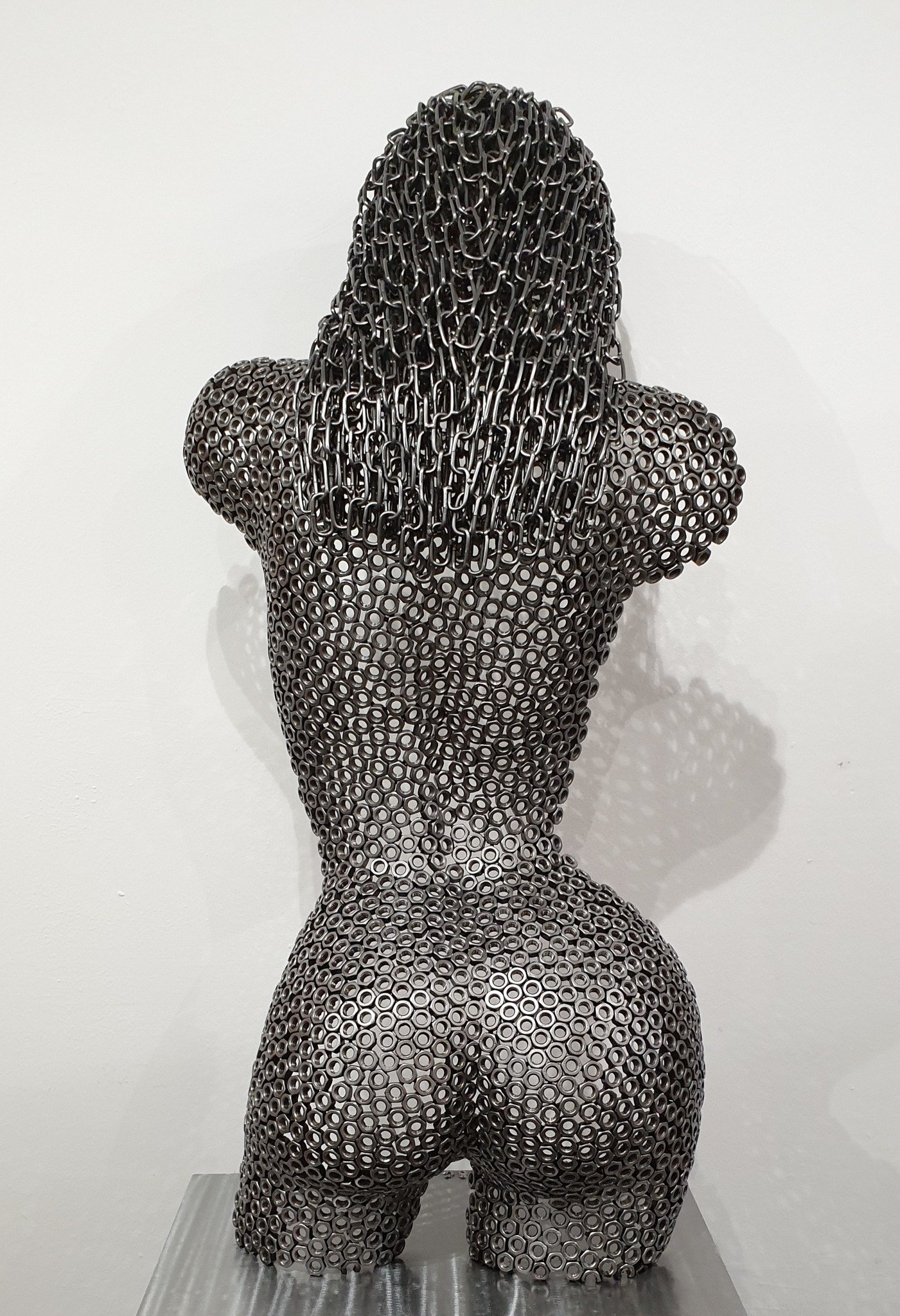 &ldquo;Nuts About You&rdquo;, a life-size female torso made from welded metal nuts! 👨&zwj;🏭⛓🔩

Bold, industrial, and full of character, this piece has already found its way into clients&rsquo; homes and works beautifully in a range of spaces 🏠

T