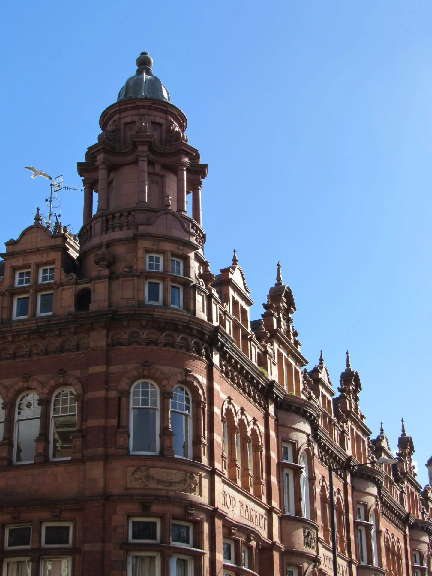 One of my favourite buildings that I saw in Worcester yesterday was the Hopmarket, which has been in existence on the site since the 1731. 

The current building dates from the turn of the 20th century, when the old structure was demolished and the H