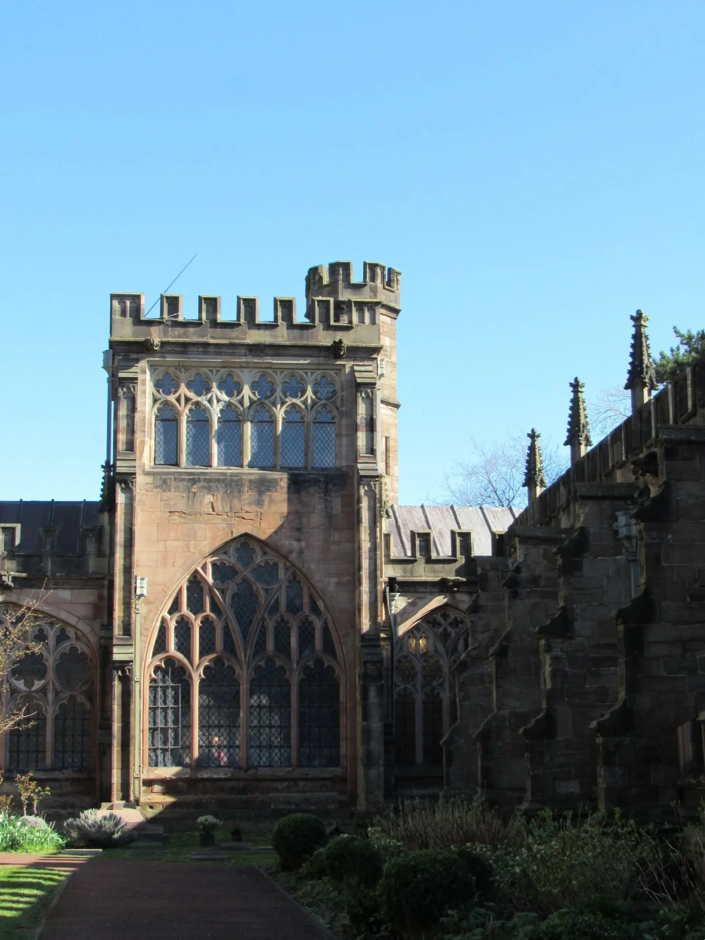 Surrounding the Lady Arbour Garden at Hereford Cathedral is the Bishop's Cloister. It was likely rebuilt around the turn of the 15th century, and is unusual in that it has never had a north walk.

Most of the west walk was demolished in the 1760s so 