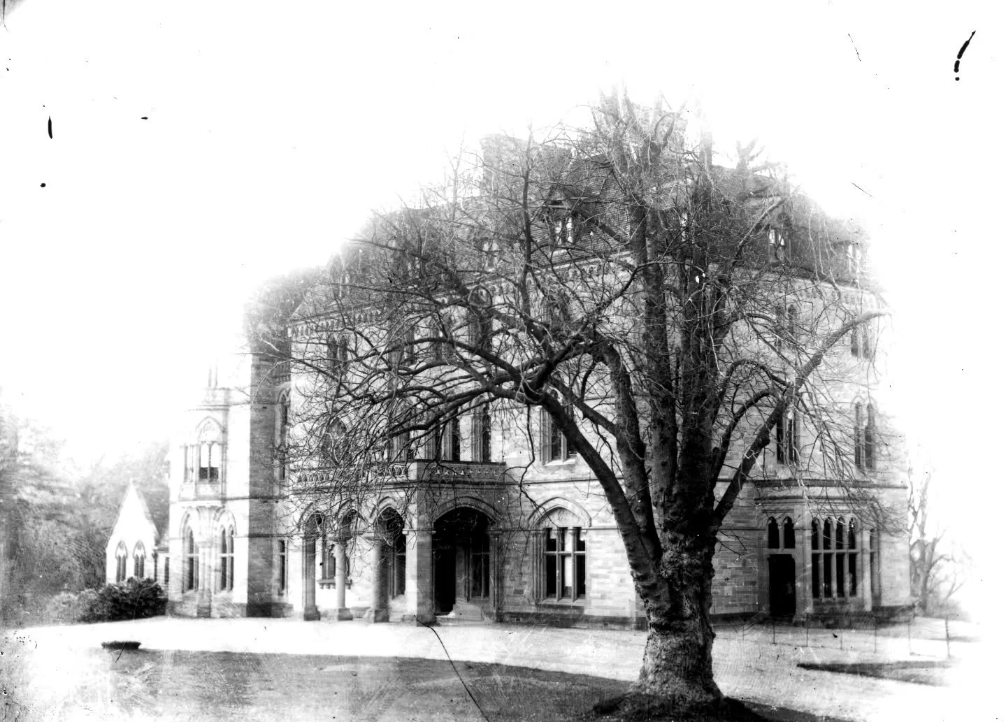 Belmont House house lies just to the northwest of Belmont Abbey, shrouded behind trees and only visible from the north side of the Wye.

It was built for John Matthews in 1788-90 by James Wyatt, who was likely in the vicinity as he was undertaking hi