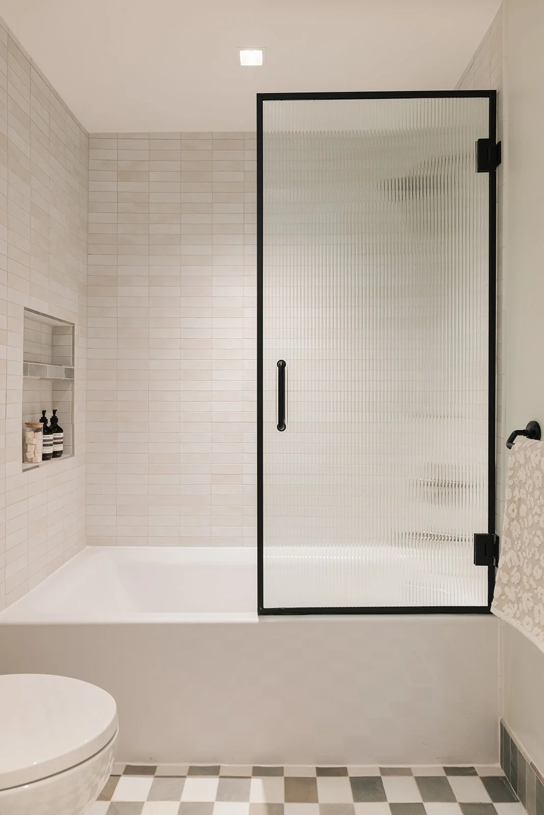 Huron Interiors- Krameria0004 1.jpg