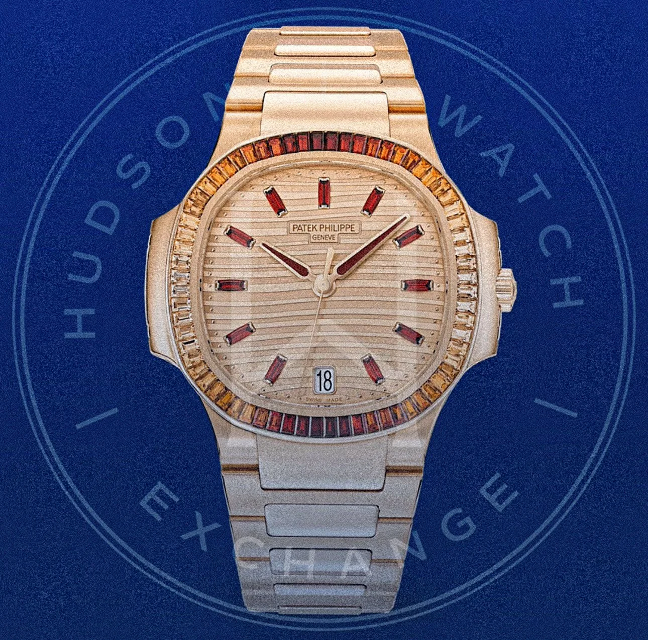 7118/1300R-001 NAUTILUS. JOAILLERIE. Rose gold