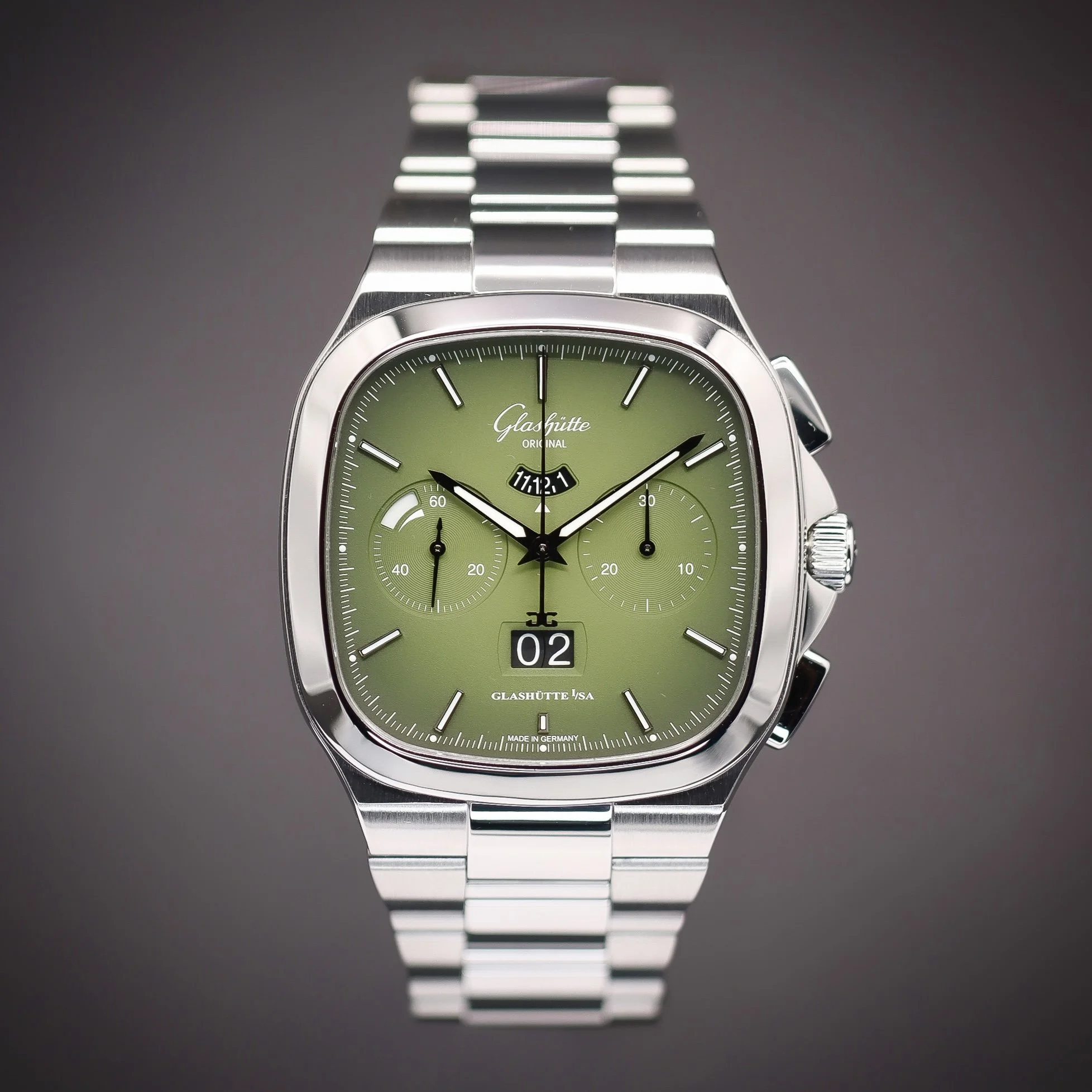 Watch 4.jpeg