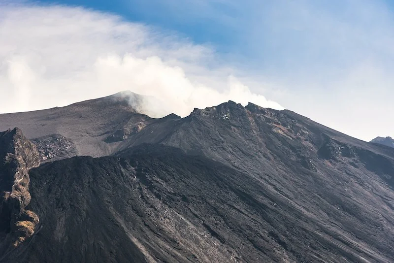 close-up-of-the-volcano-stromboli-crater-2025-03-14-02-47-18-utc.jpg