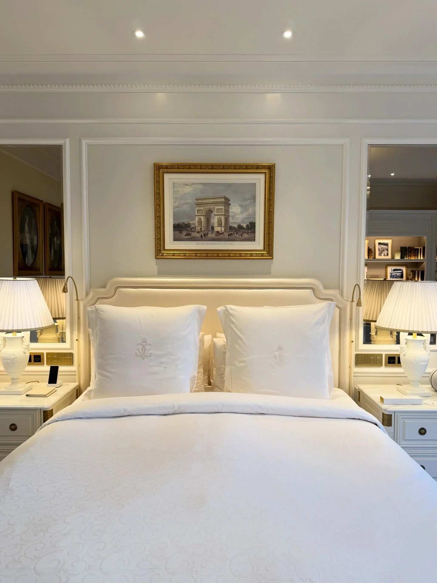 Checking in: Georges V, Paris

When you stay at an iconic palace hotel like @fsgeorgevparis, you&rsquo;re not just paying for a hotel room. You&rsquo;re paying for an experience. 

From the minute you arrive, the experience is grand. From stunning fl