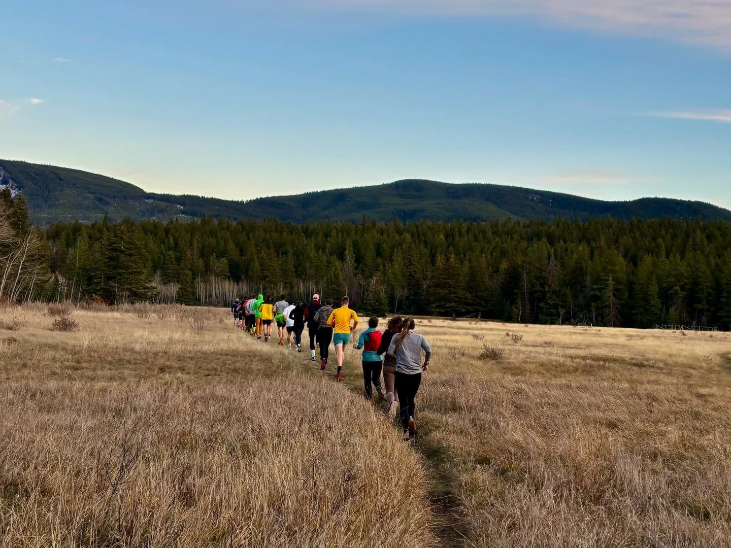 What a beautiful fall evening shared with @canmoretrailculture on Tuesday! 🌾
We loved welcoming everyone to the Star 6 Ranch for a run across the property and into the Bow Valley Provincial Park, followed by a potluck in the Old Barn Meeting Room