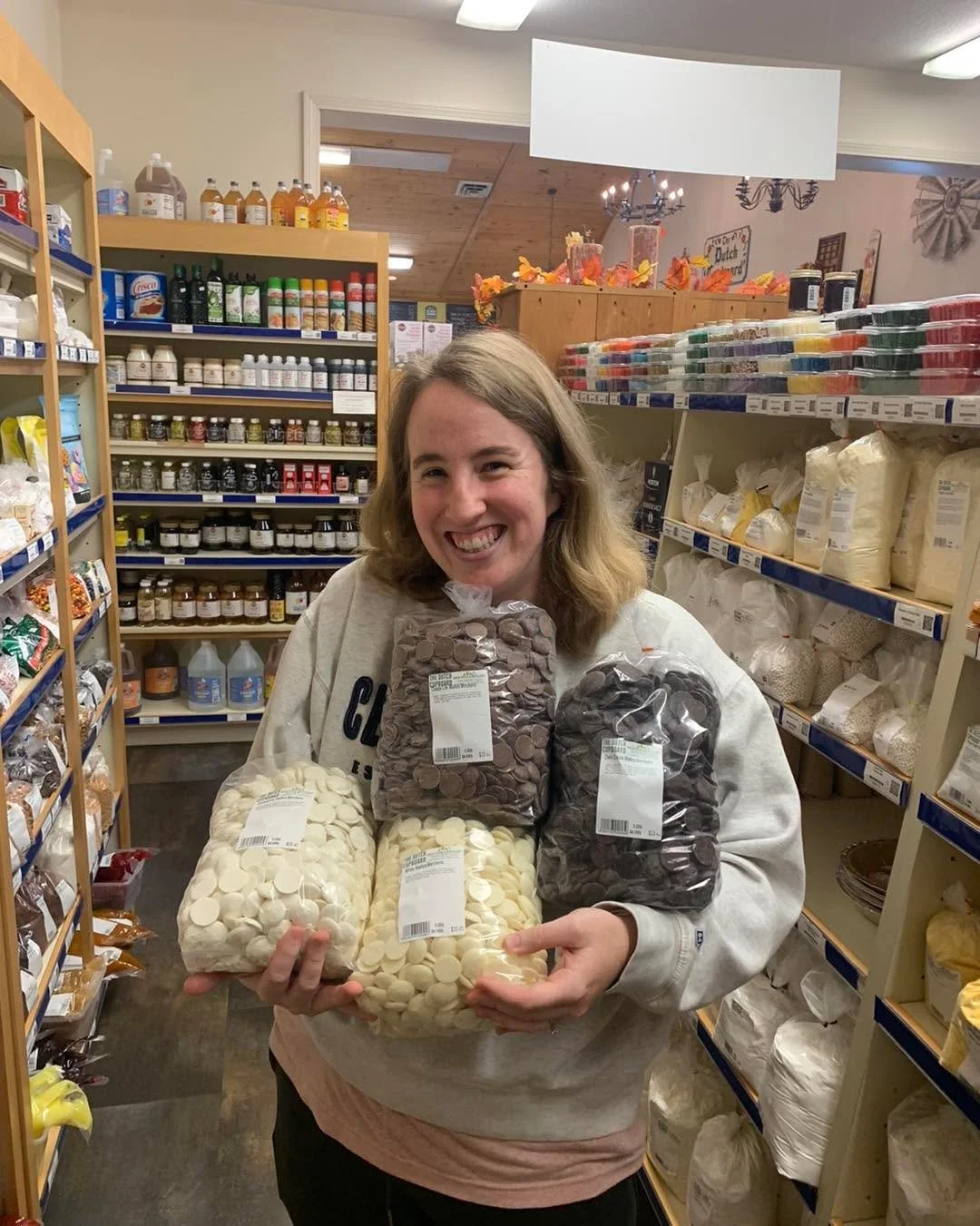 🍫🍫CHOCOLATE SALE!! 🍫🍫

All of our Merken&rsquo;s chocolate will be discounted to $4.09/lb through the end of the year! 

Merkens melting chocolate is best used for using chocolate candy molds, covering things in chocolate, or late night sad binge