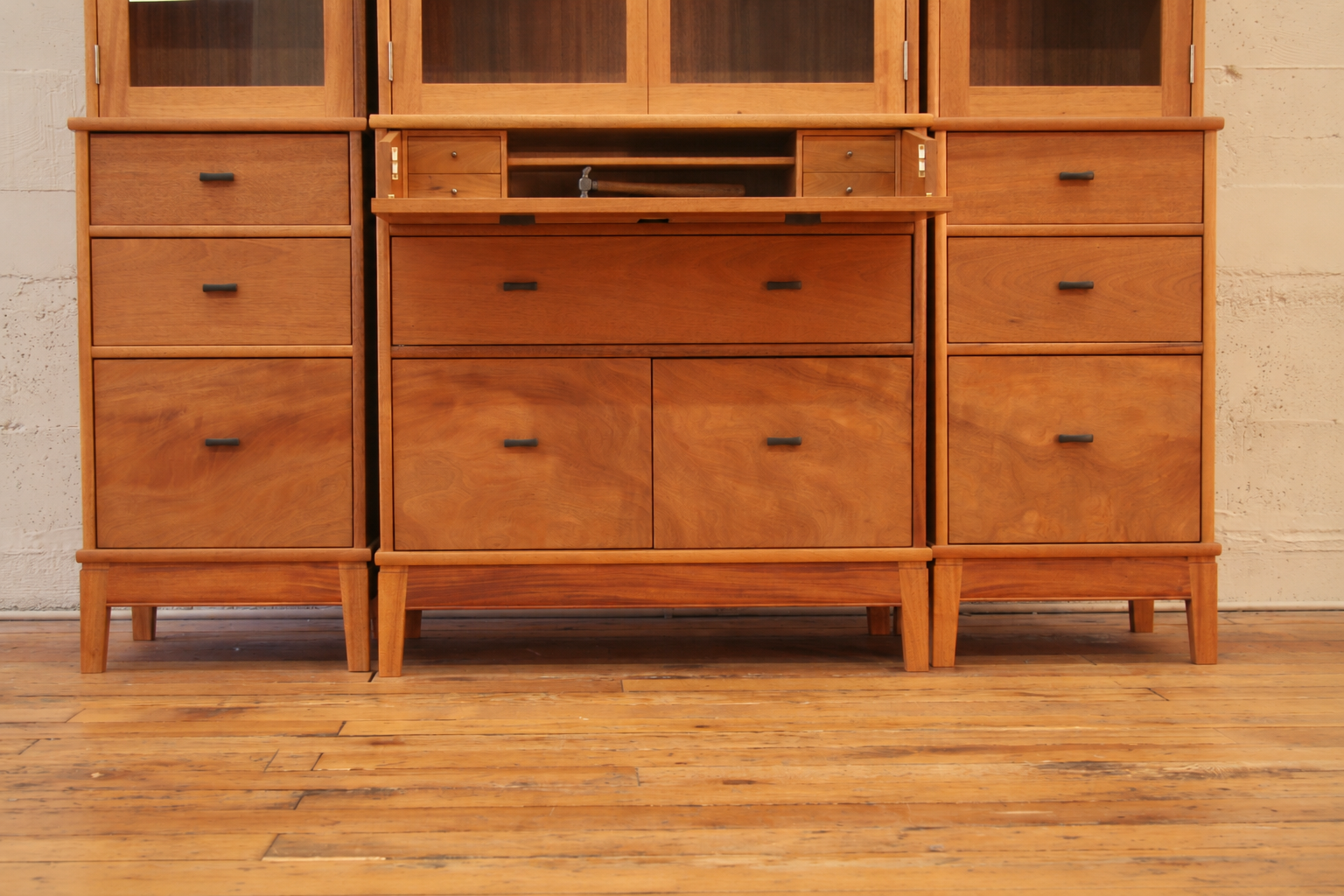 Hidden Hammer in a Handcrafted Cabinet.png