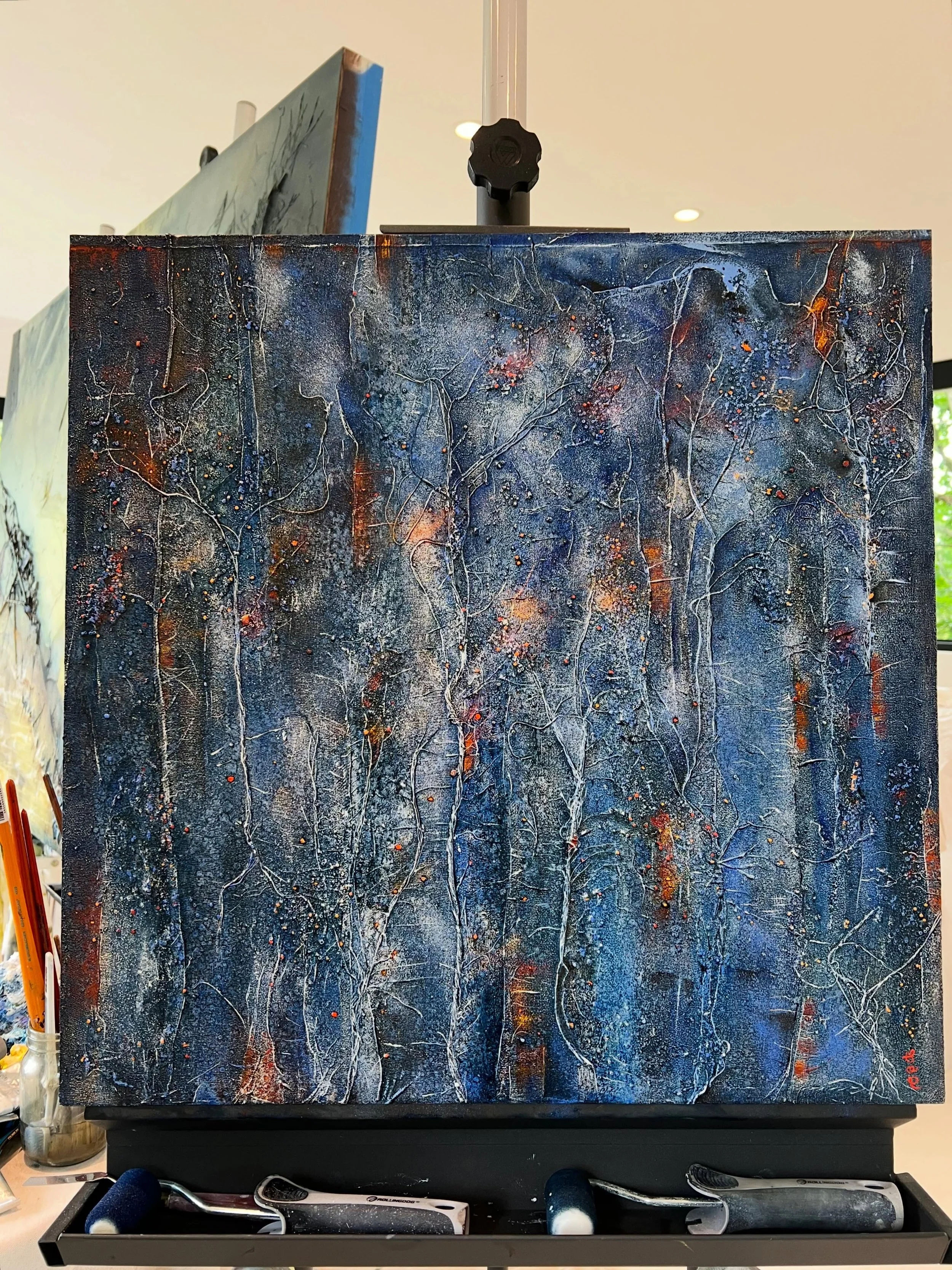 &ldquo;At Eventide in the Hesperides&rsquo;Orchard&rdquo;, mixed media oil painting on hardboard, 24&rdquo;x24&rdquo;.👩🏻&zwj;🎨✨🖼️
&bull;&bull;&bull;&bull;
#artiststudio #mixedmediapainting  #abstractartwork 
#PacificNorthWestartist 
#mixedmediaco