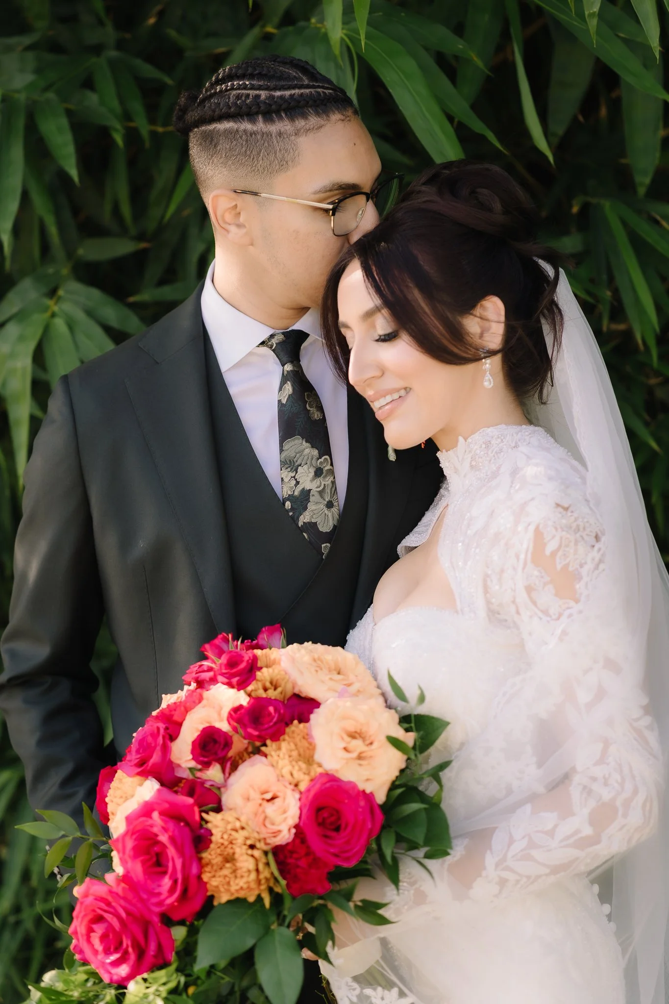 Chelsea & Christian | Los Grants tied the knot by water edge, Houston Texas