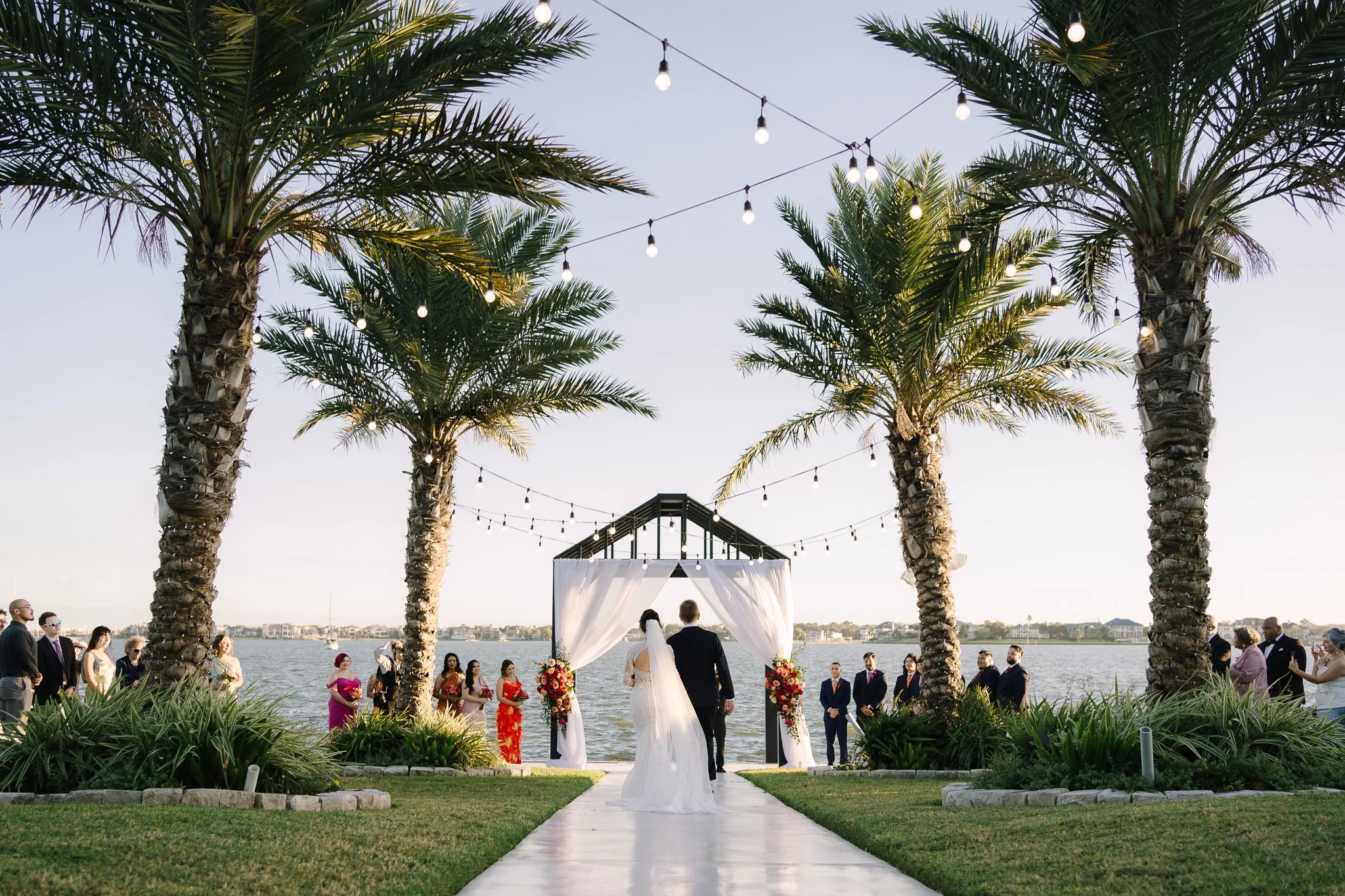 Los Grants tied the knot at Water Edge Venue