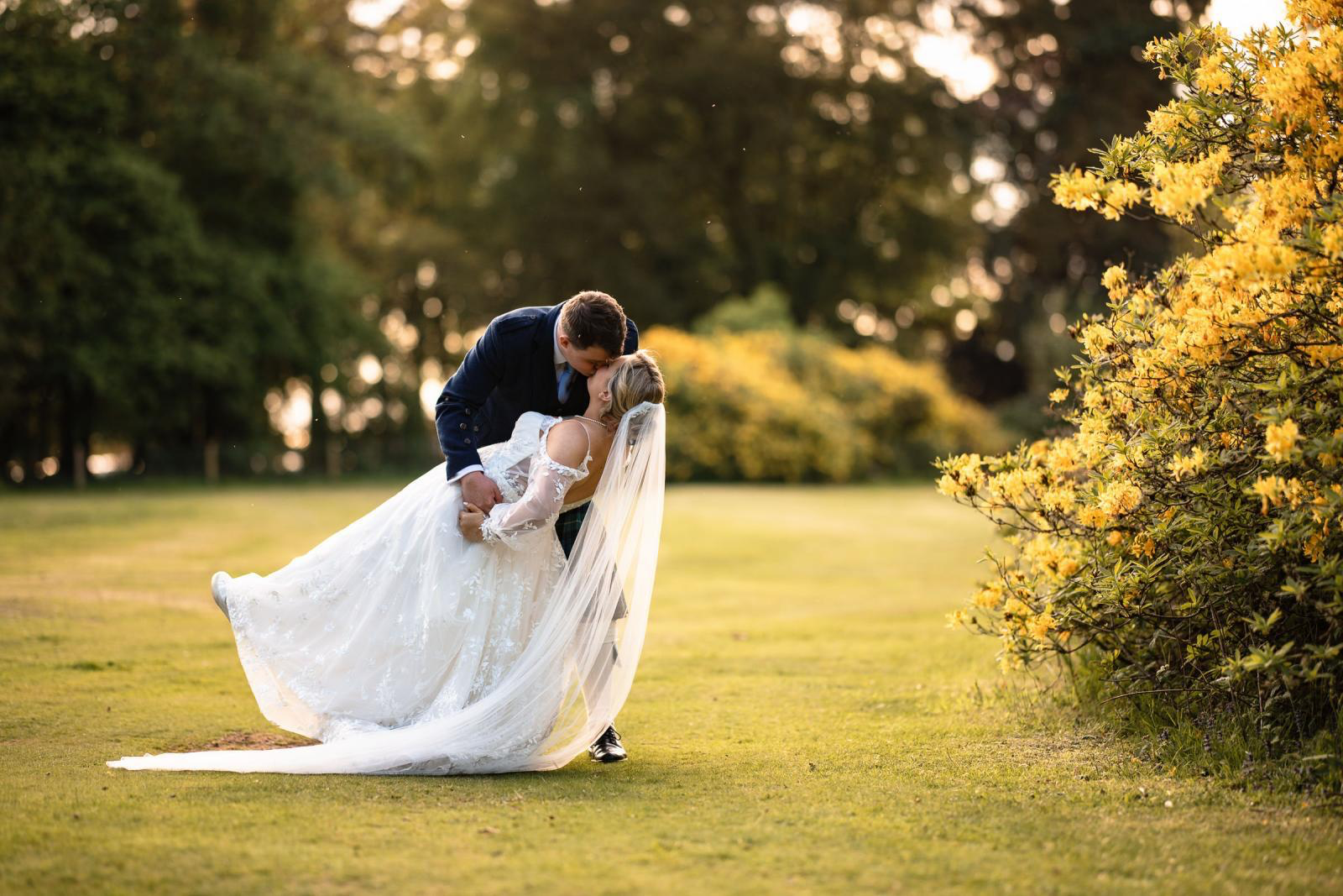 The Gardens: A scenic venue for weddings, our expansive lawns host celebrations with elegant marquees. The intimate picnic lawn is close to castle amenities, while the main lawn offers stunning views.